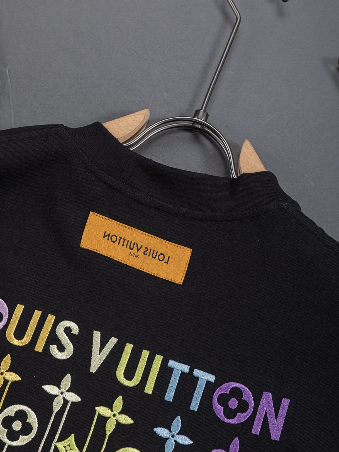 LV 26A Short-Sleeve T-Shirt Black Multicolor Cotton 405640