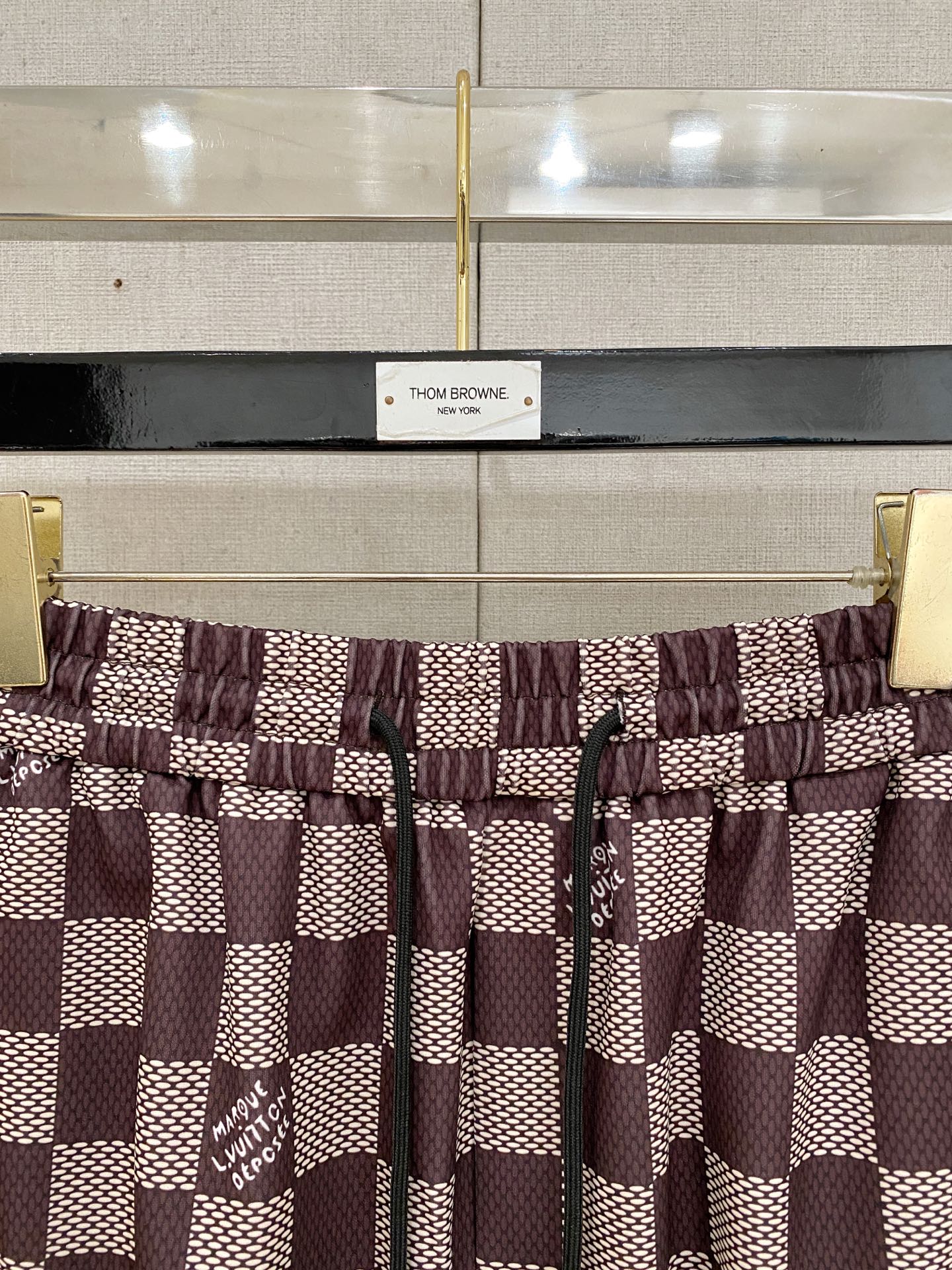LV 26A Men's Casual Shorts Pants Burgundy Cream Polyester Cotton 406022