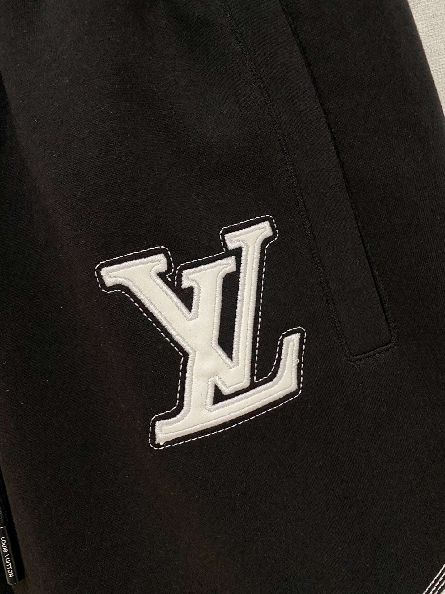 LV 26A Men's Casual Shorts Pants Fabric 406028