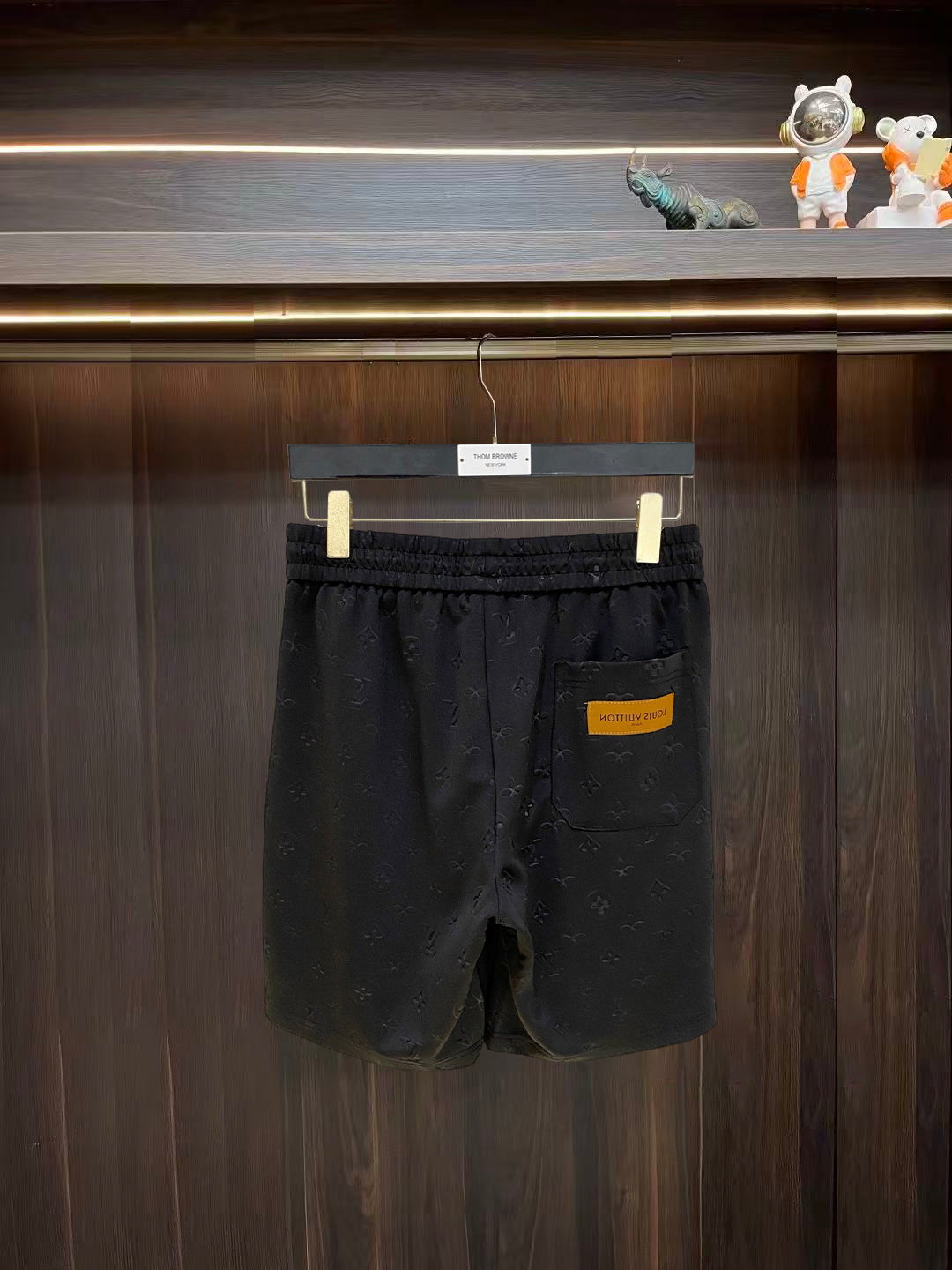 LV 26A Men's Casual Shorts Pants Black Fabric 406036