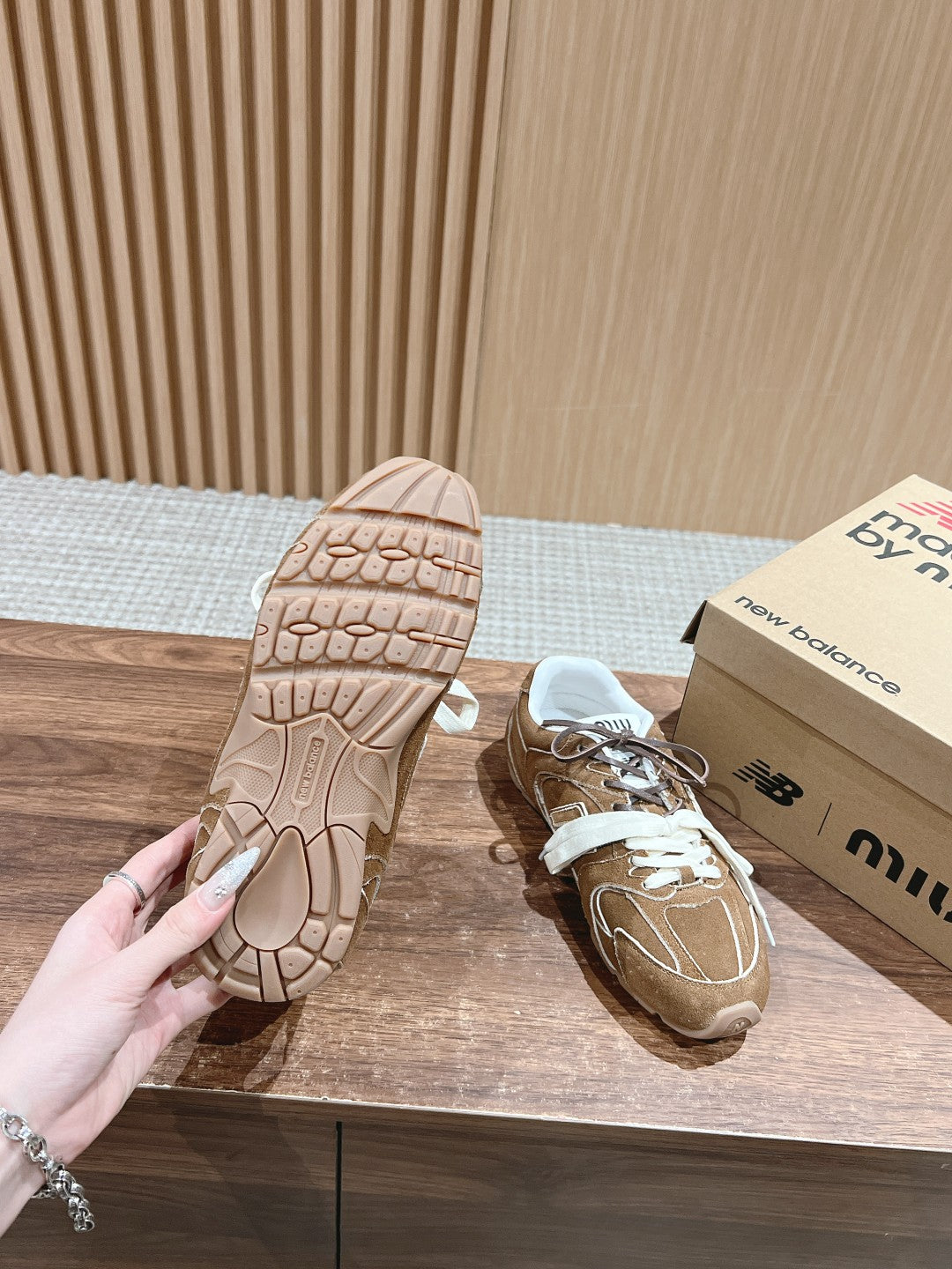 Miu Balance 530 SL Sneakers Dark Brown Suede