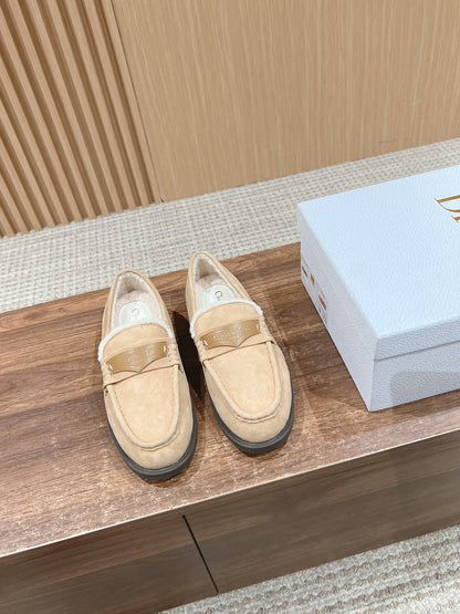 CD Loafer In Beige Suede 101003