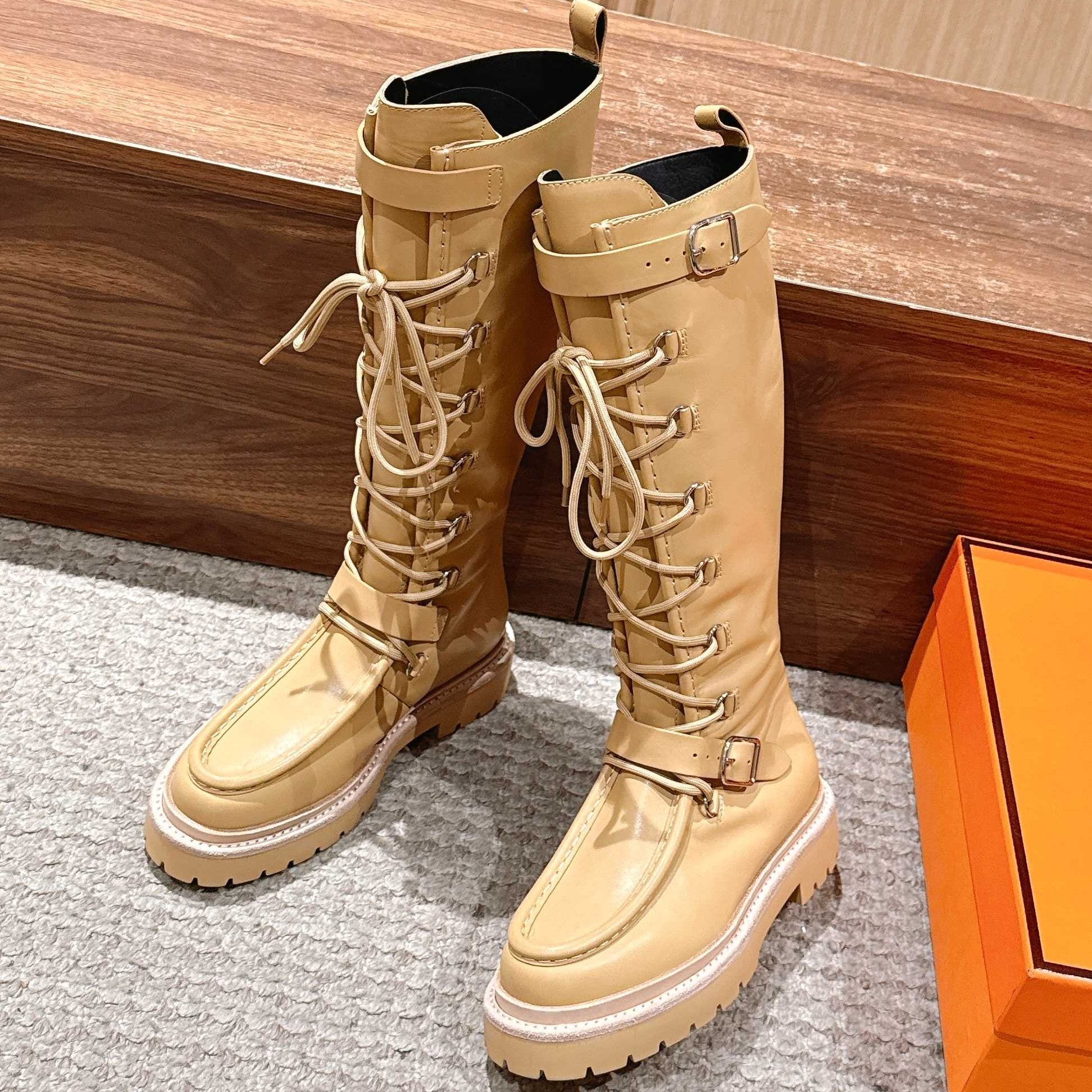 HM 25 High Boots Beige Calfskin 512531