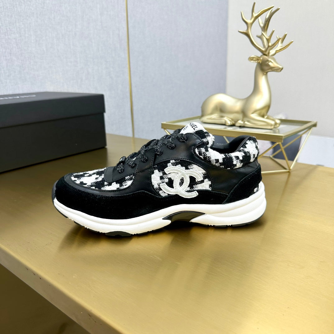 CC 2026 Casual Sneakers Black White Suede Tweed 668058