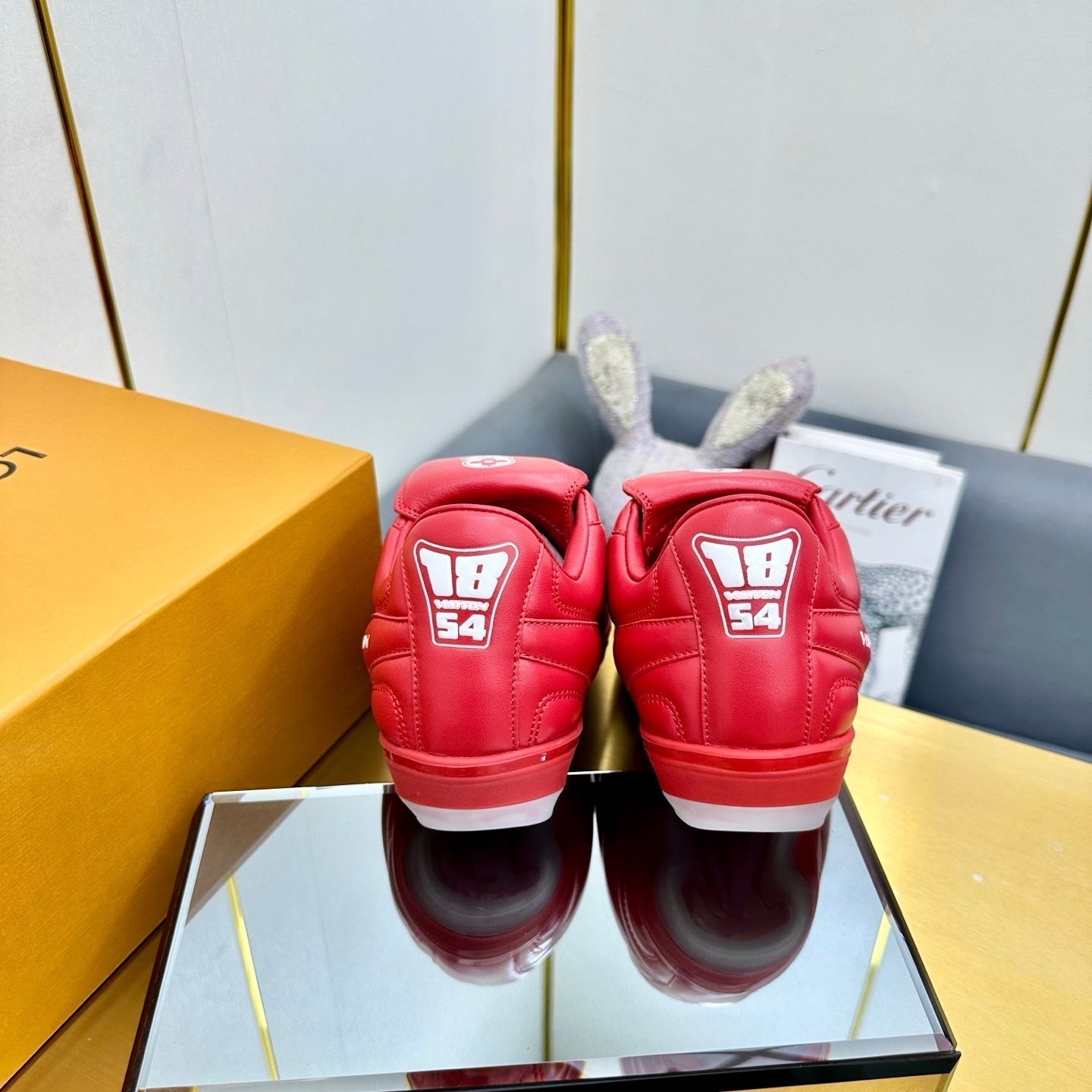 LV 25C Sneaker LV Footprint Soccer Rouge Cuir de Veau uni 219934