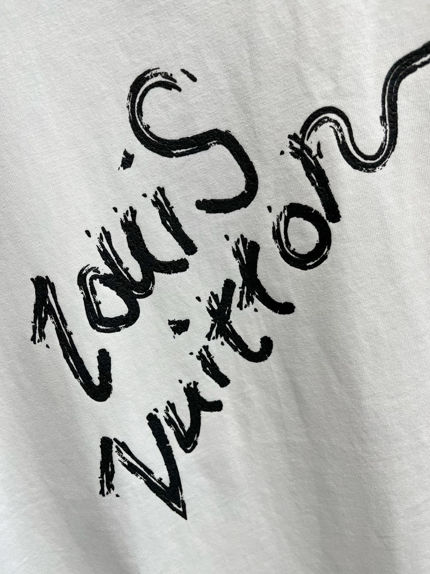 LV T-SHIRT IN WHITE PURE COTTON LOGO PRINT 238775