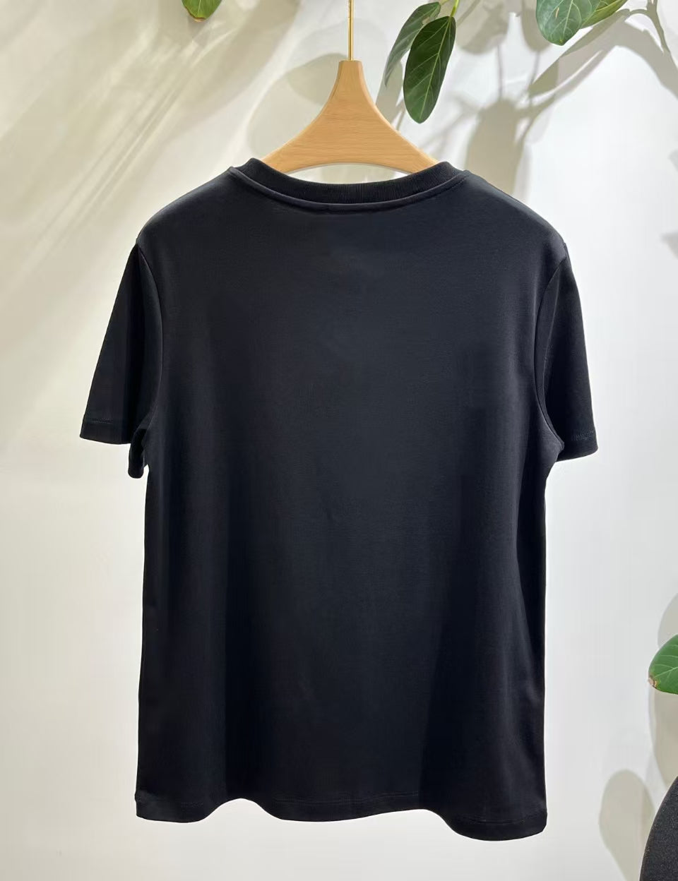 Miumiu 2026 Short-sleeved T-shirt With 3D Embroidered Logo White Black Cotton