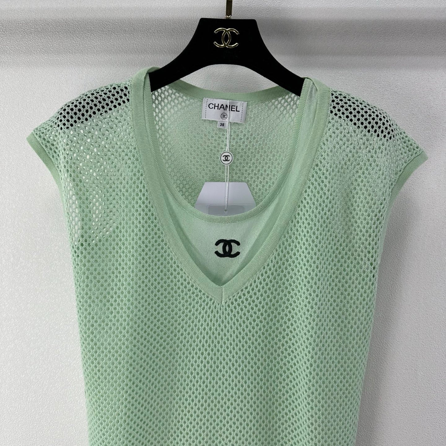 Chanel 2026 Openwork Knit Vest Green Wool 395635