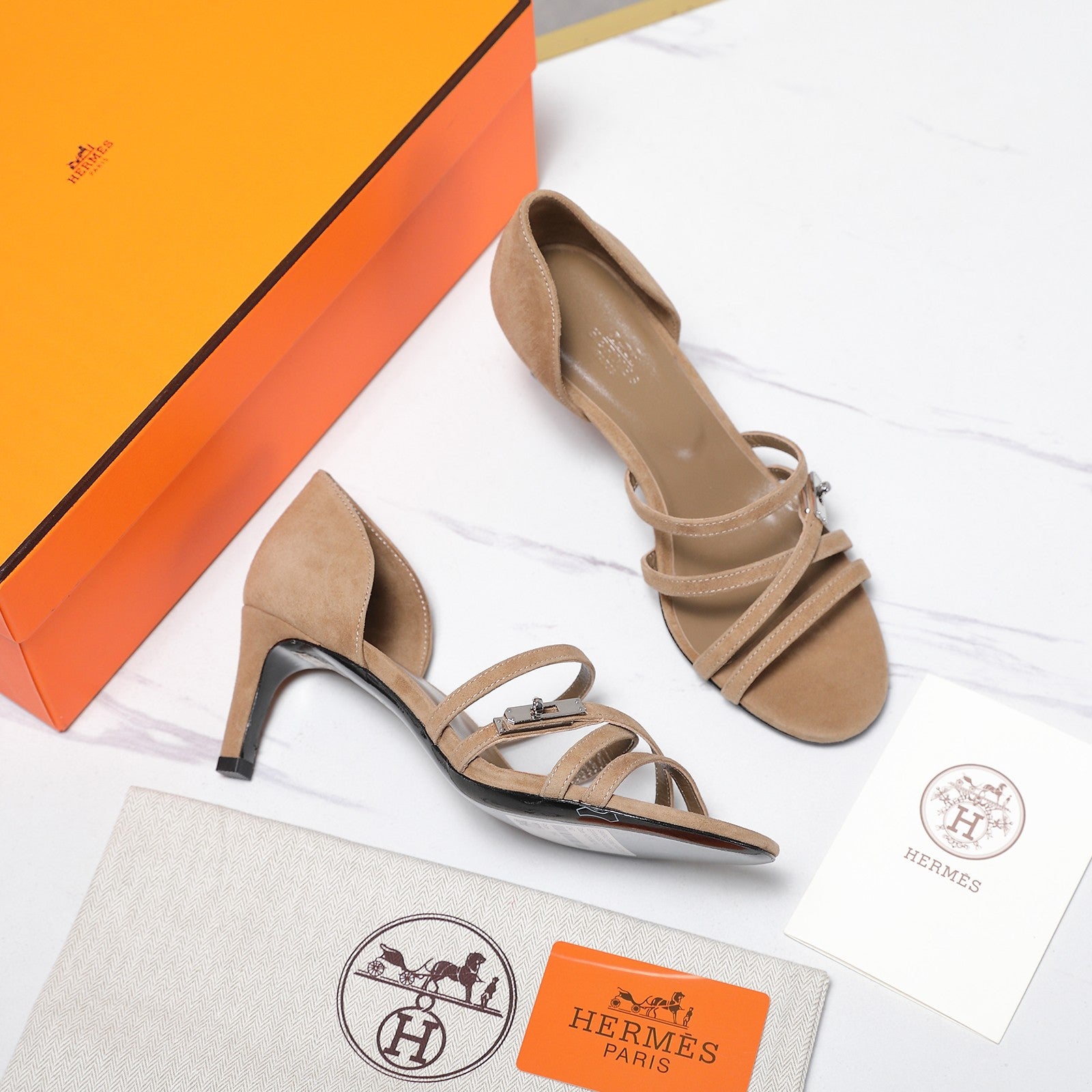 HM 26ss Sandals 65 Light Brown Suede 601228