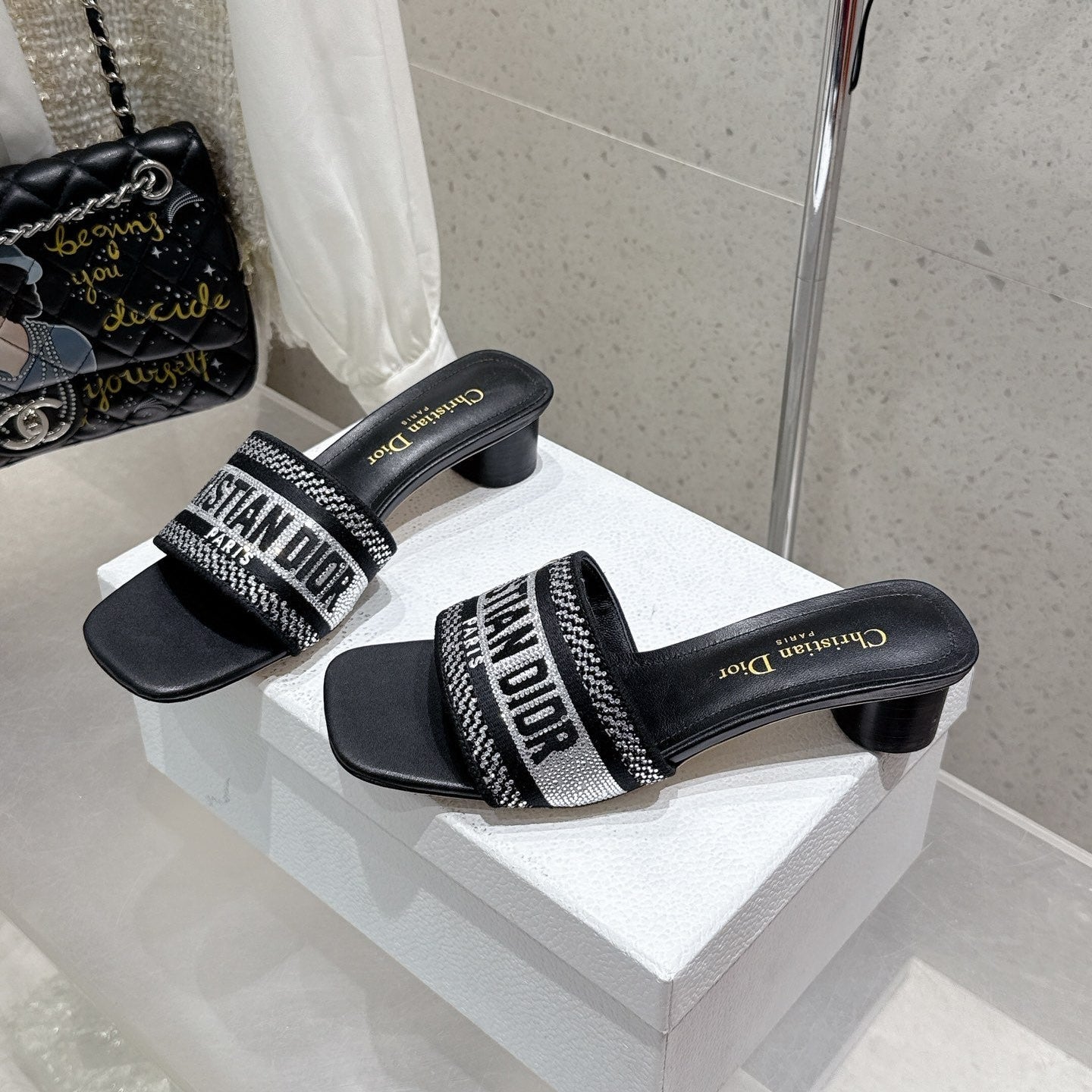 CD 26s Rhinestone Flat Slippers Black Canvas Leather 636390