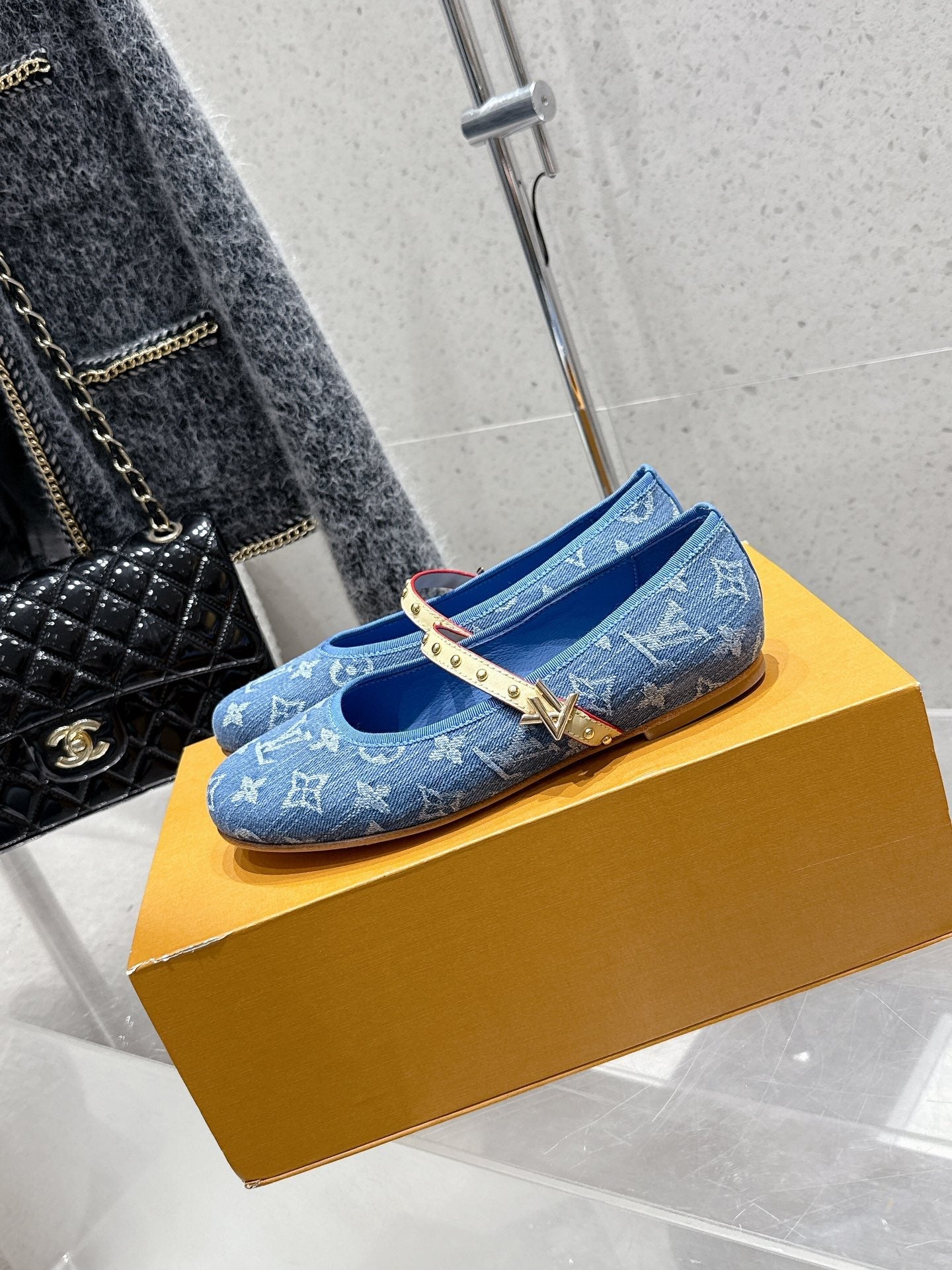 LV 26s Ballet Flats Blue Denim 610838