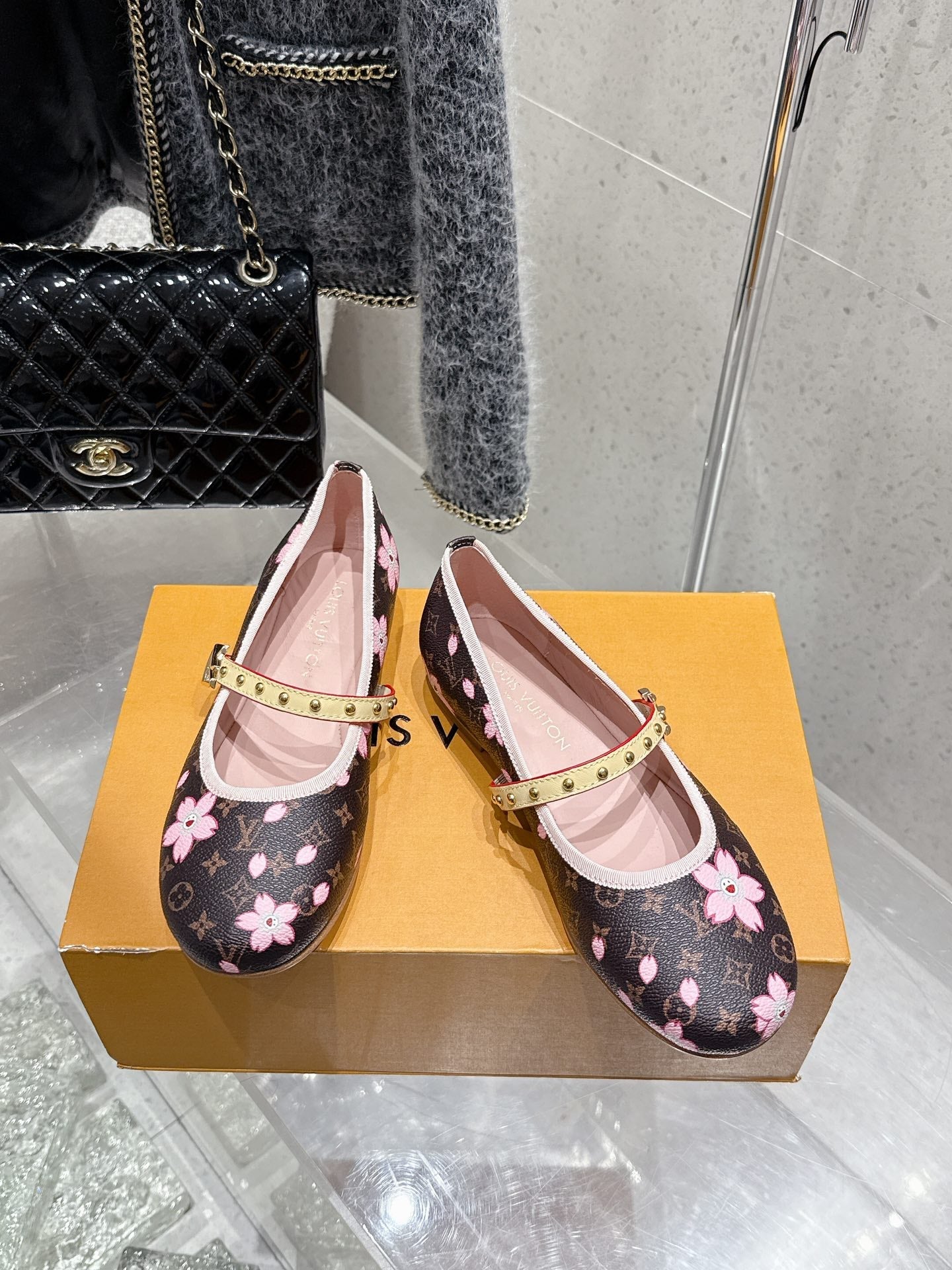 LV 26s Ballet Flats Brown Pink Monogram Leather  610839