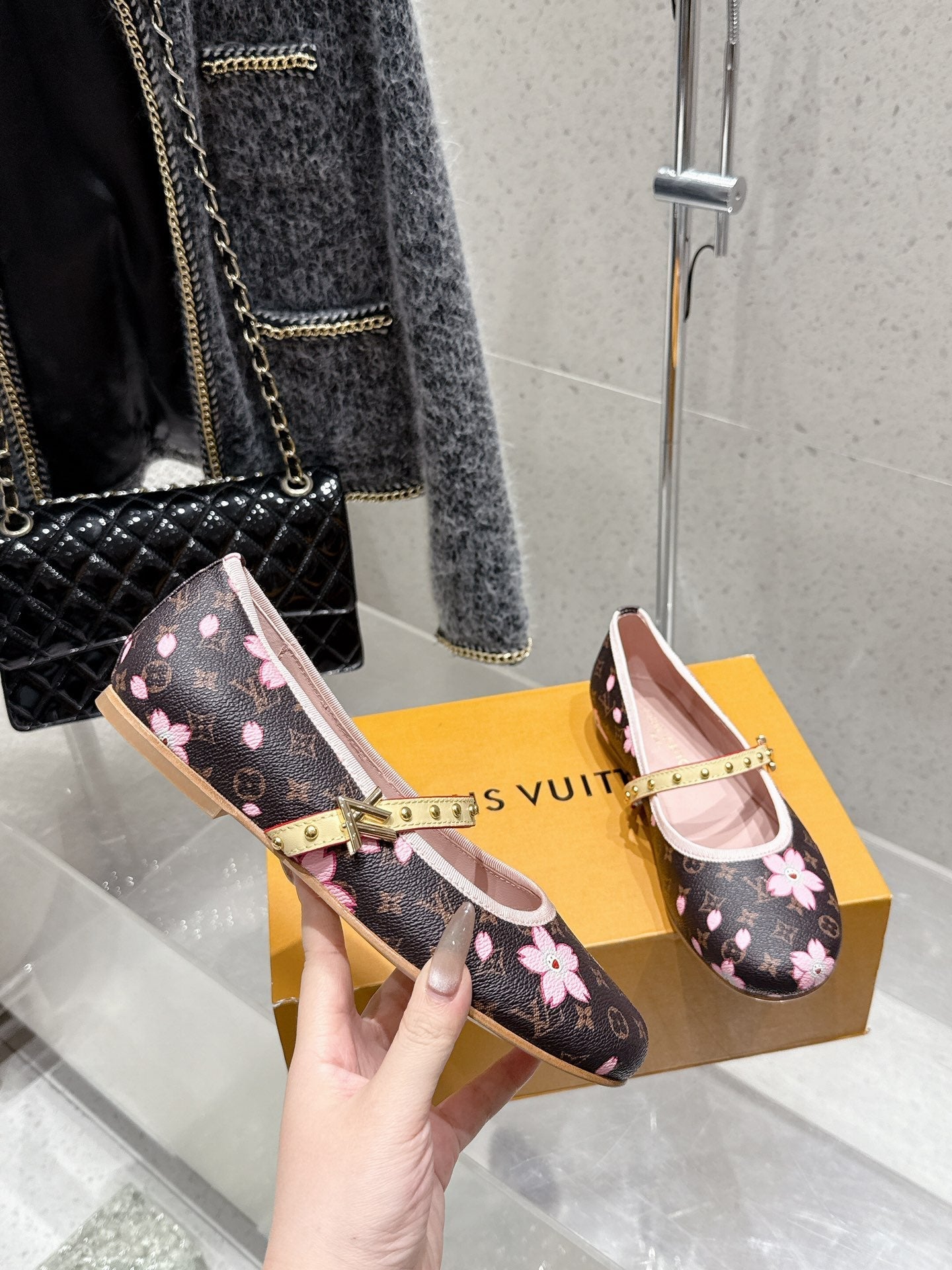 LV 26s Ballet Flats Brown Pink Monogram Leather  610839