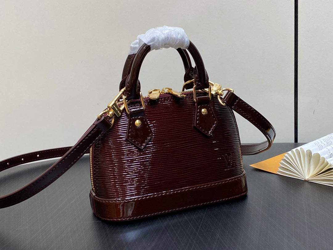 alma nano 18 bordeaux red epi calfskin