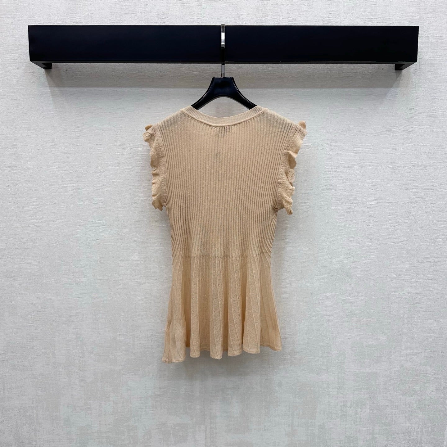 Chanel 2026 Ribbed Flutter Sleeve Knit Vest Beige Wool 396624