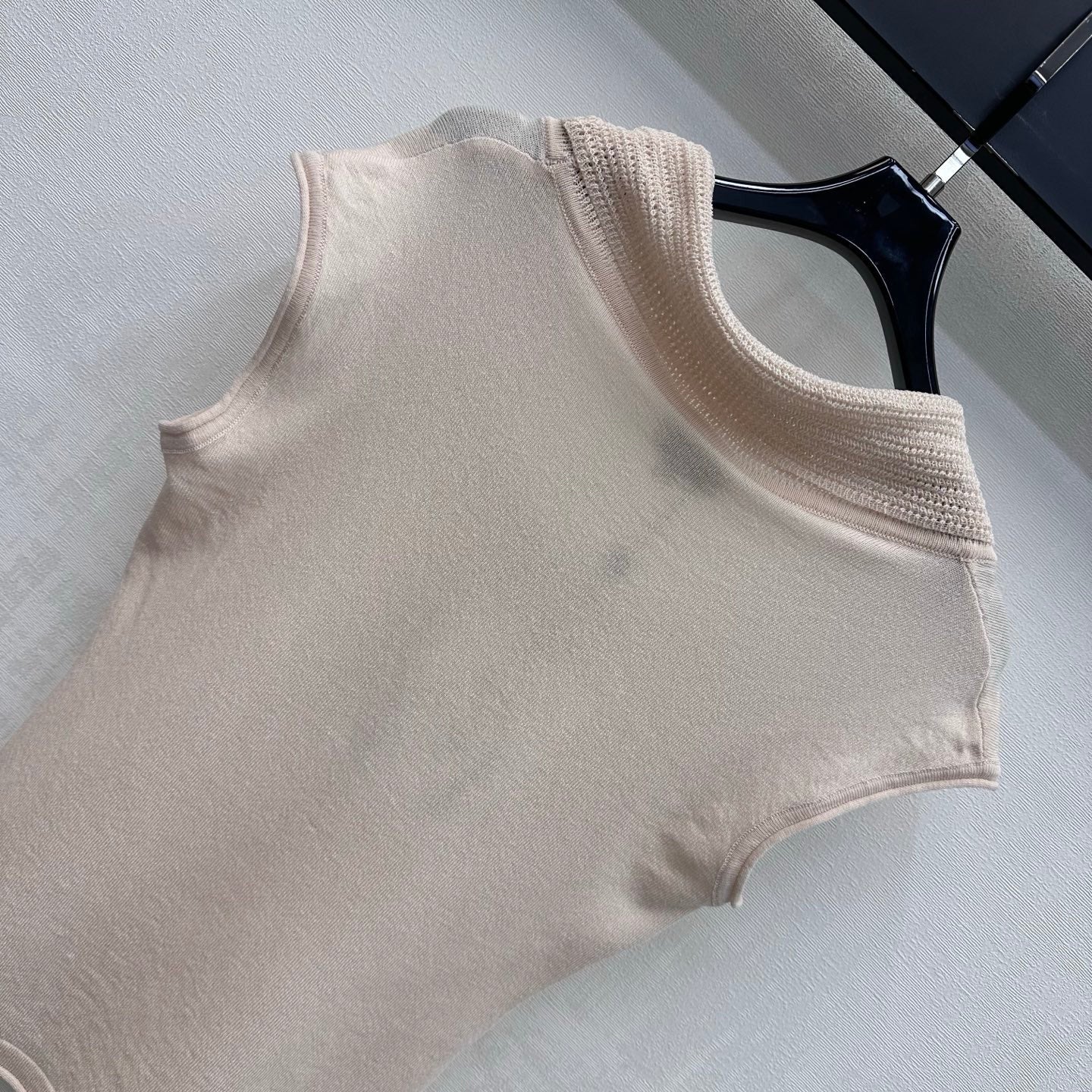 Chanel 2026 Knit Vest Beige Wool 638685
