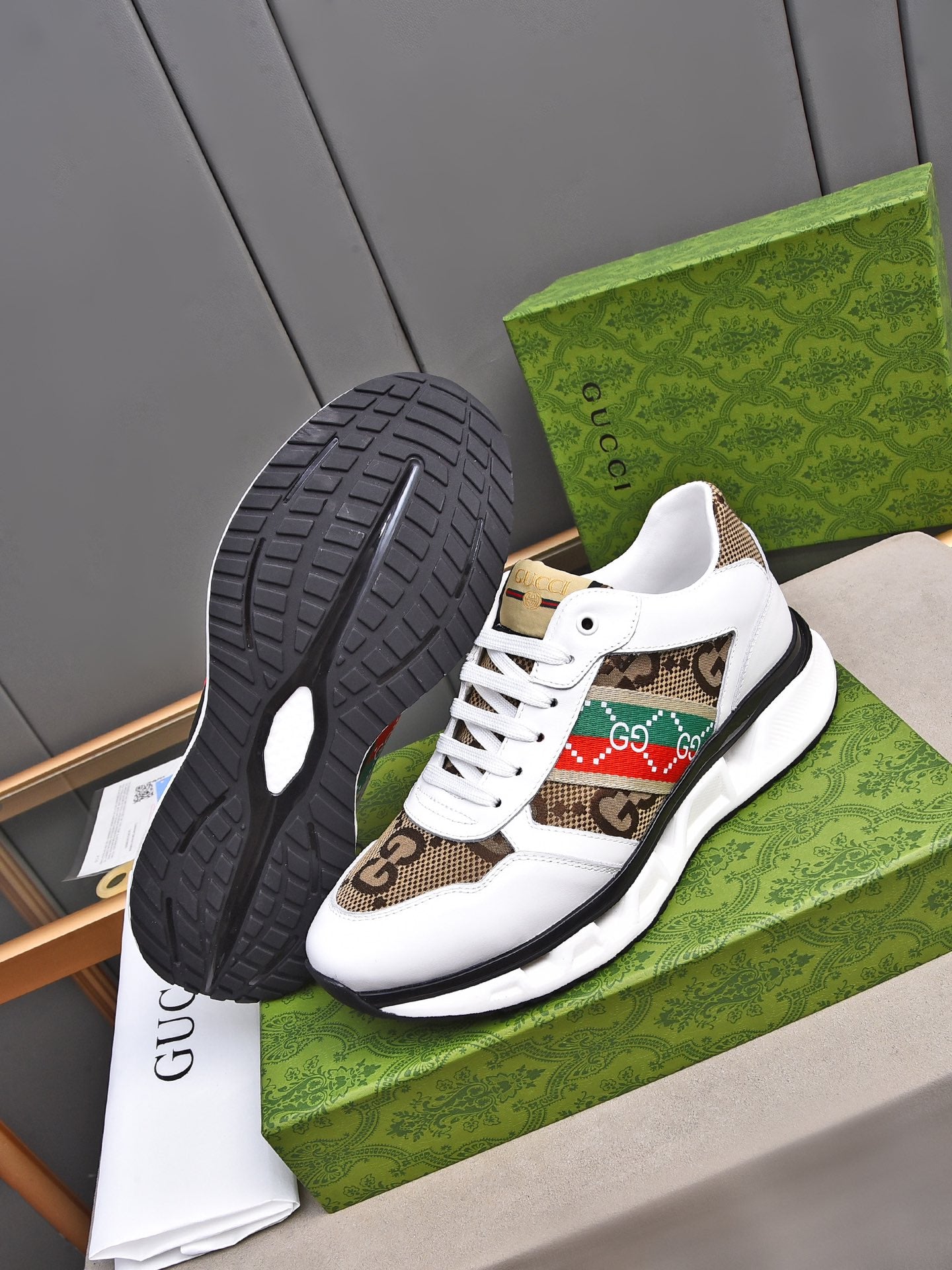 GG Men's Sneaker White Brown Calfskin 522005