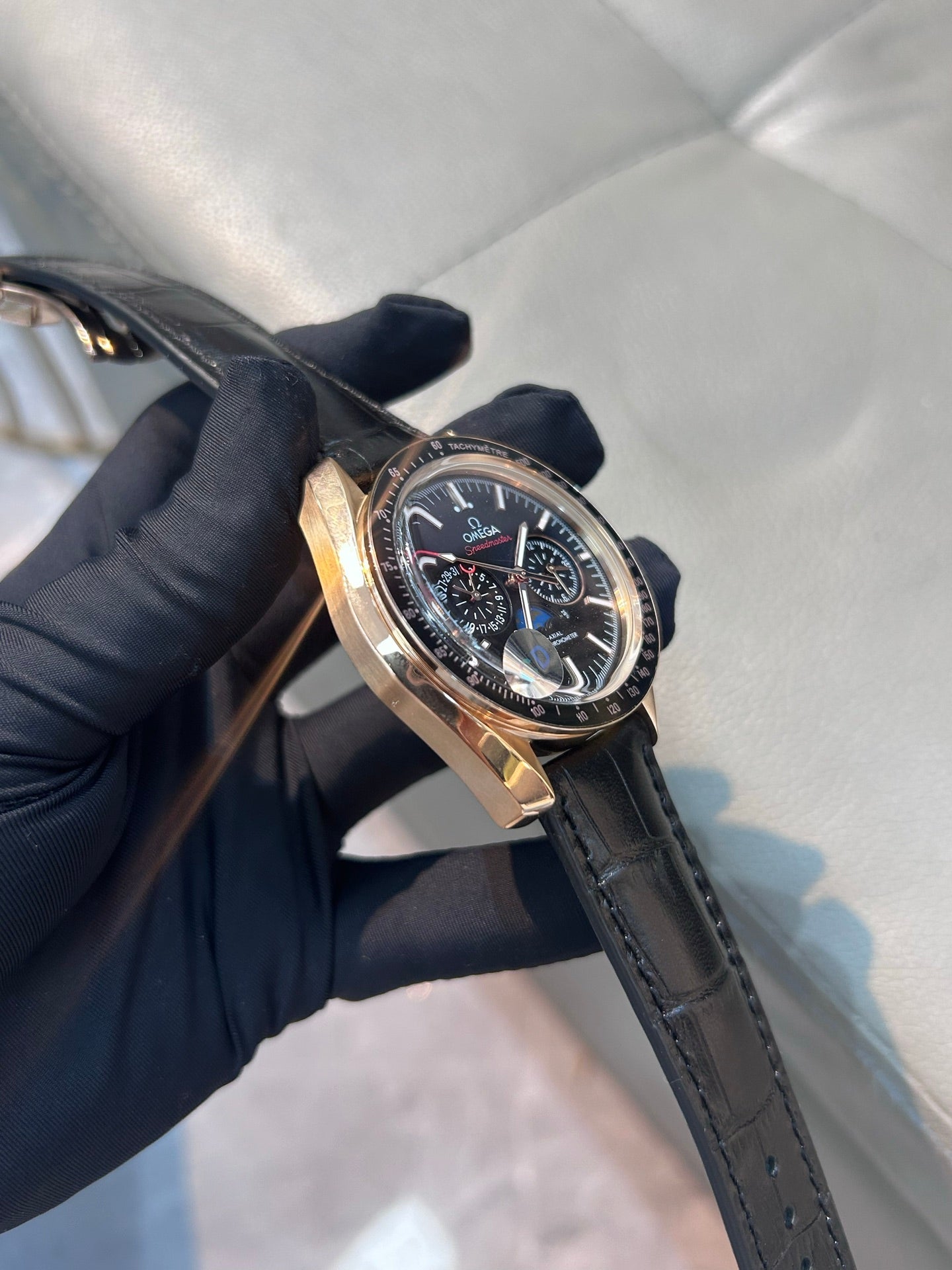 Omega Speedmaster Moonphase Watch 44.2 mm Rose Gold Case Black Leather Strap