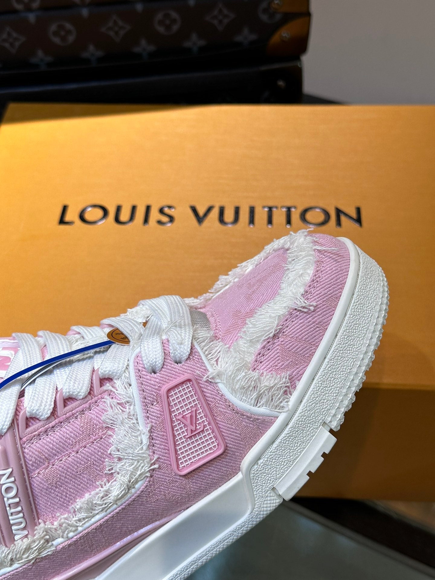 LV TRAINER SNEAKER LIGHT PINK FABRIC AND SUEDE