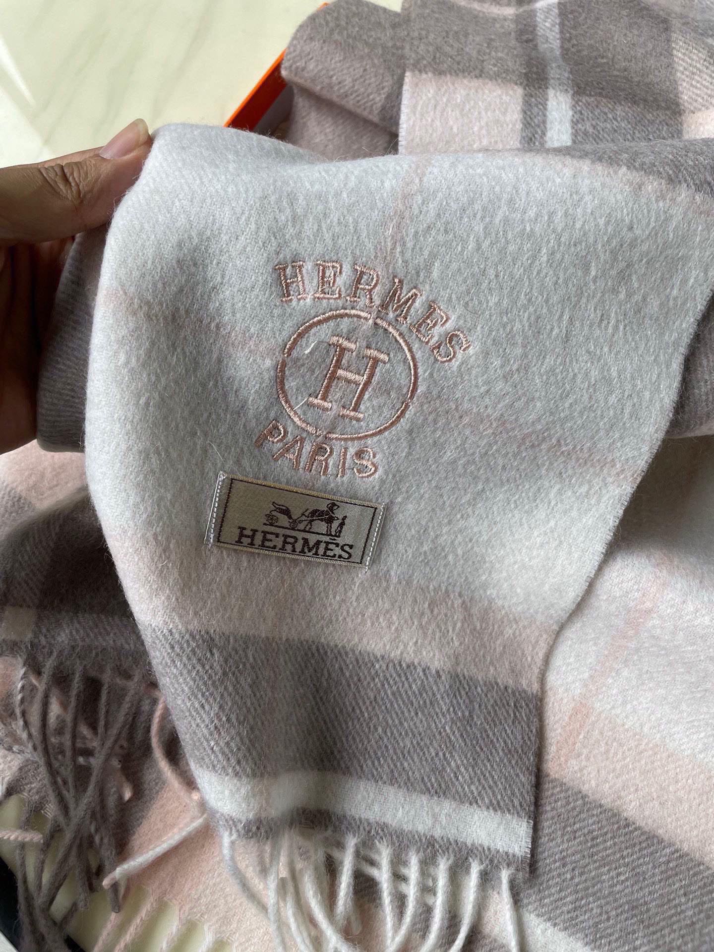 Scarf 180 CM In Light Grey White Mix Light Pink Caro Cashmere