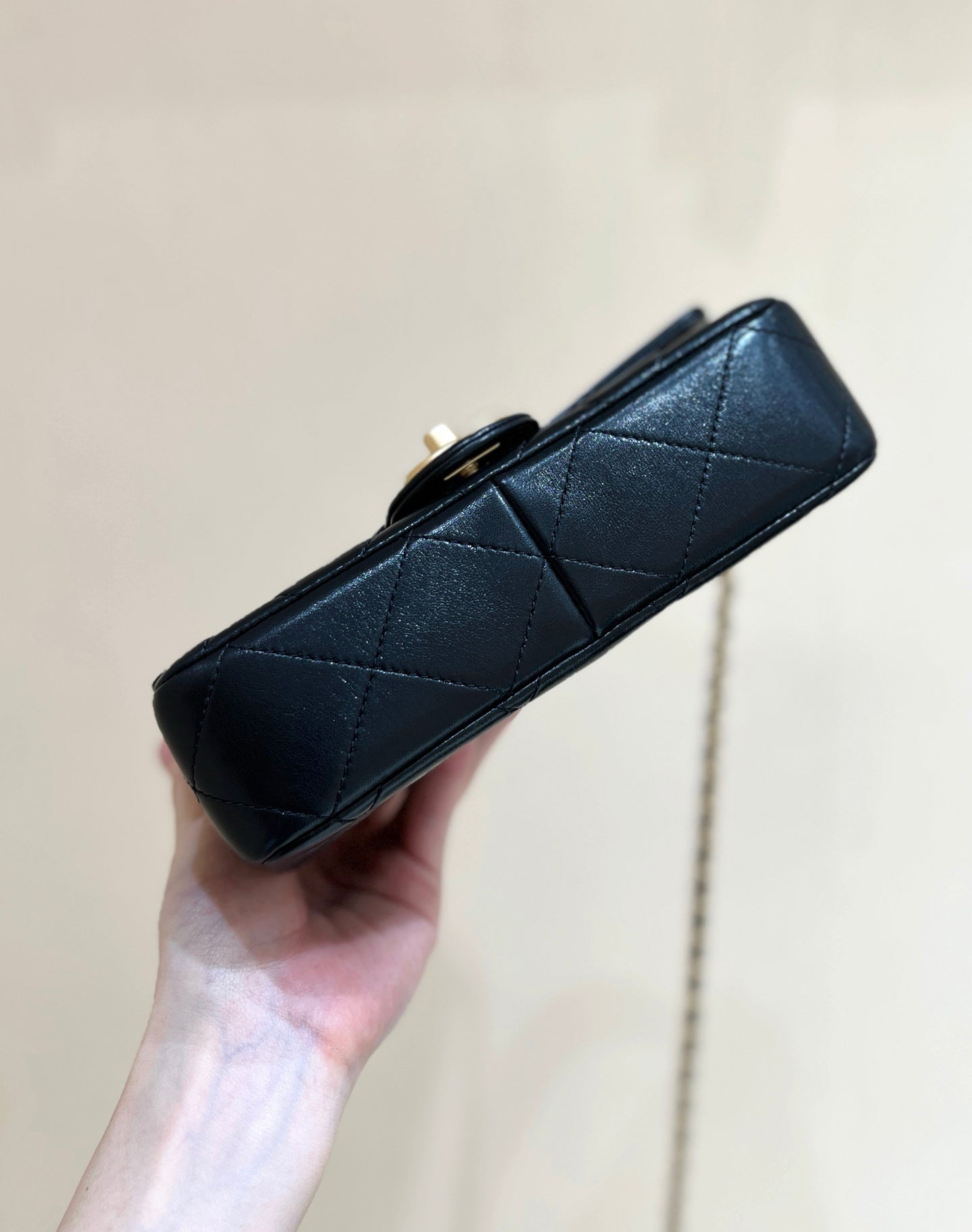 Chanel 2026 Pearl Handle Bag 20cm Black Lambskin 290311