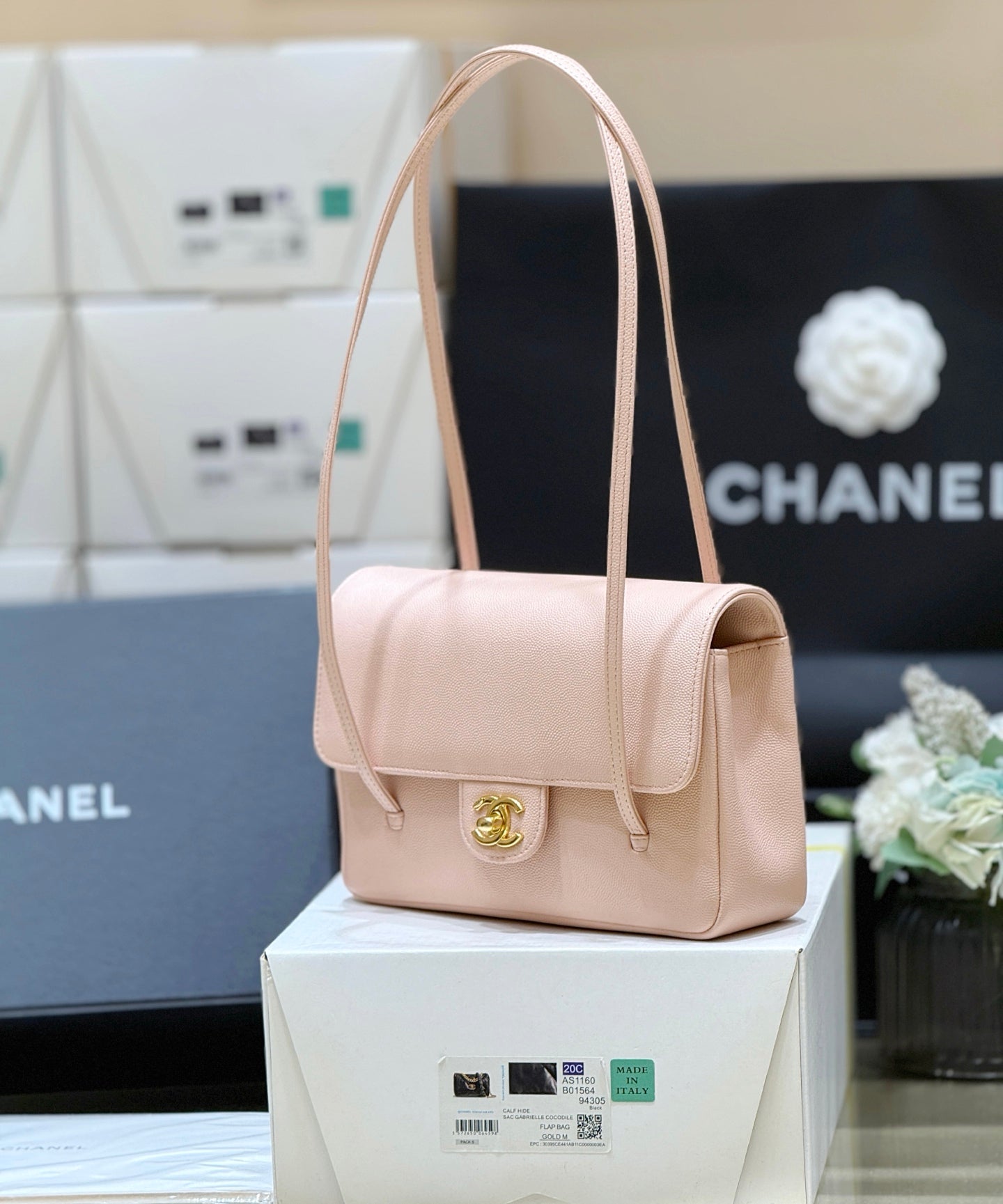 Chanel 26 Shoulder Bag 22cm Pink Caviar Leather 351910