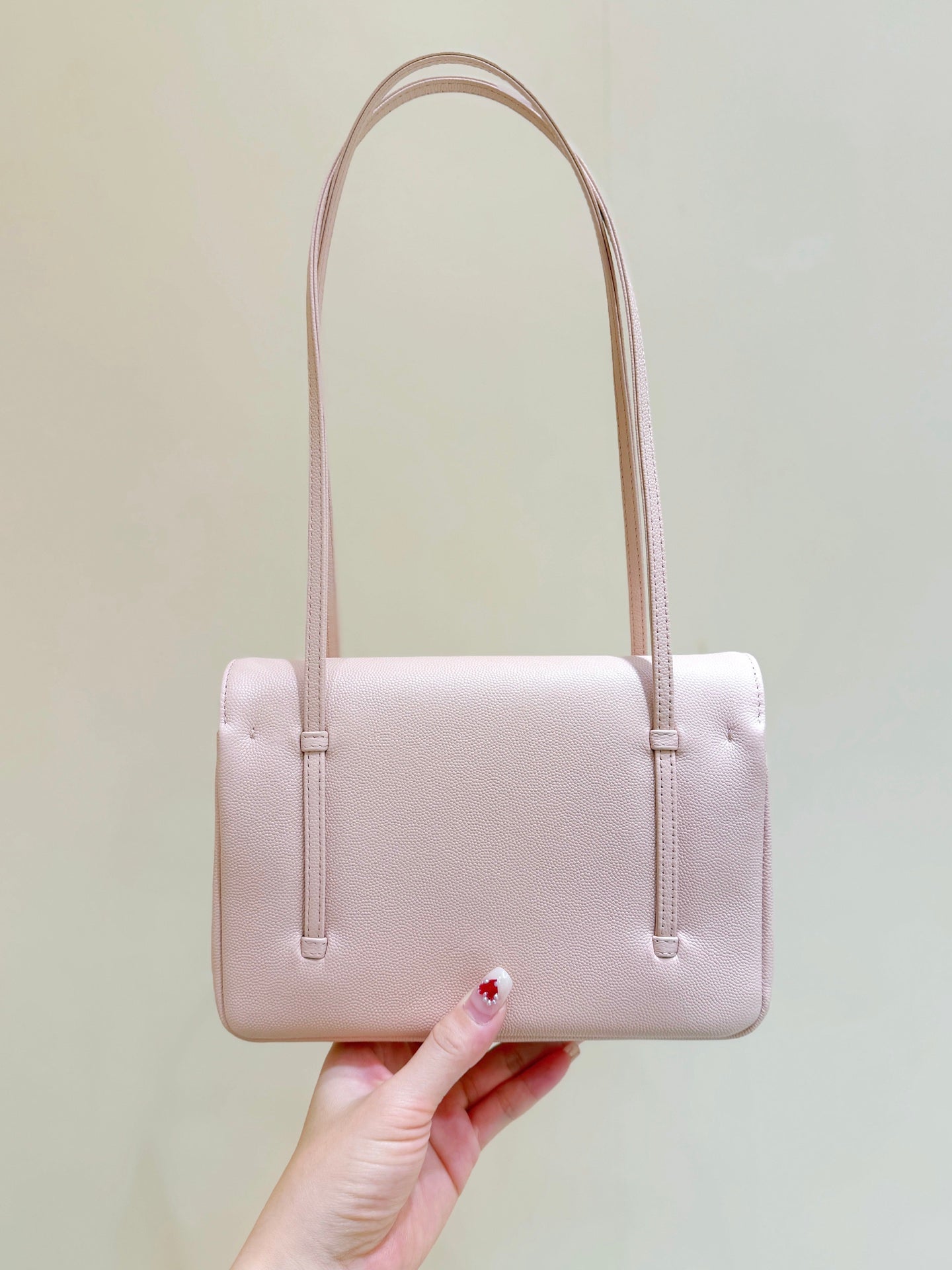 Chanel 26 Shoulder Bag 22cm Pink Caviar Leather 351910