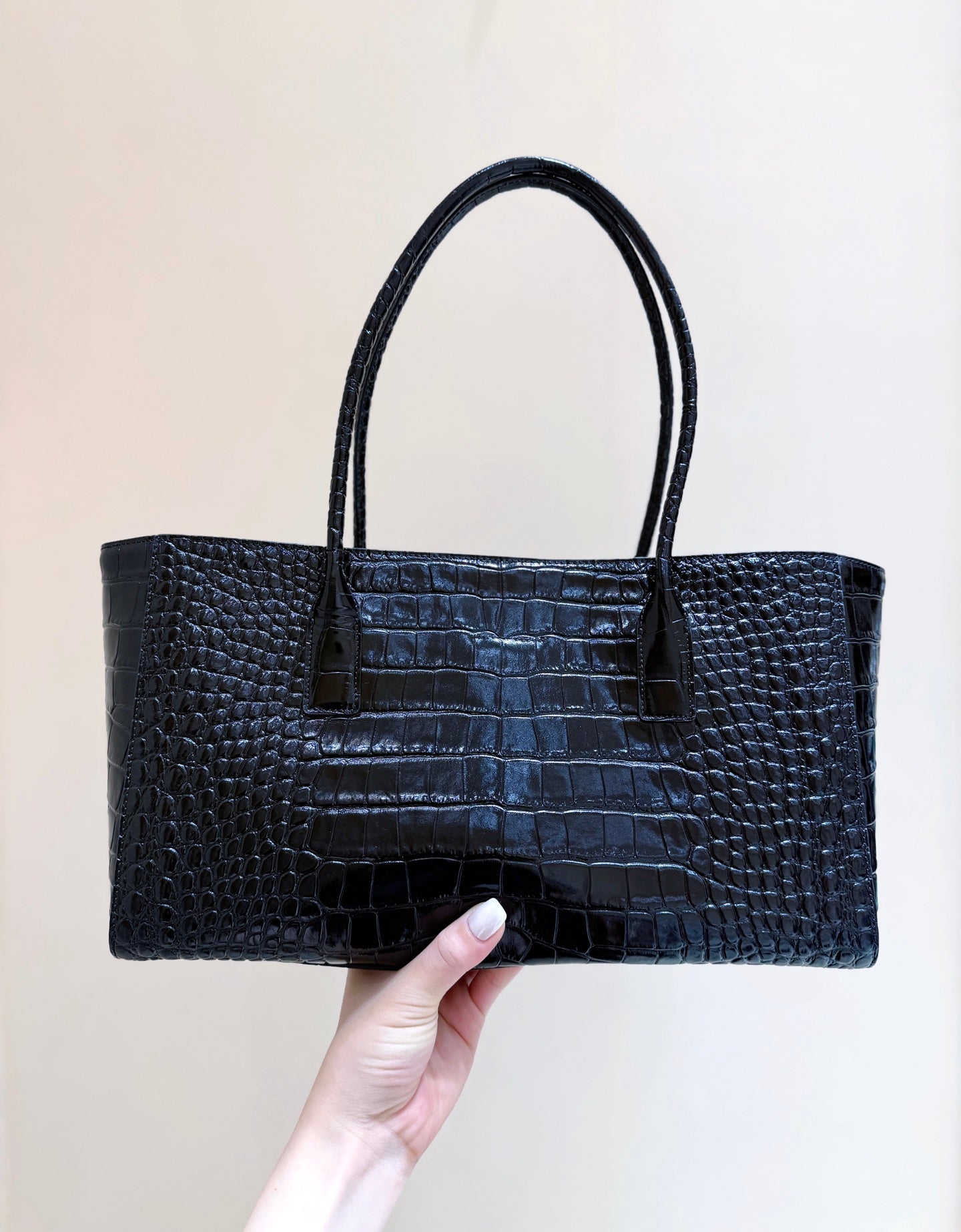 Chanel 25 Crocodile-embossed 40cm Bag Black Cowhide 322959
