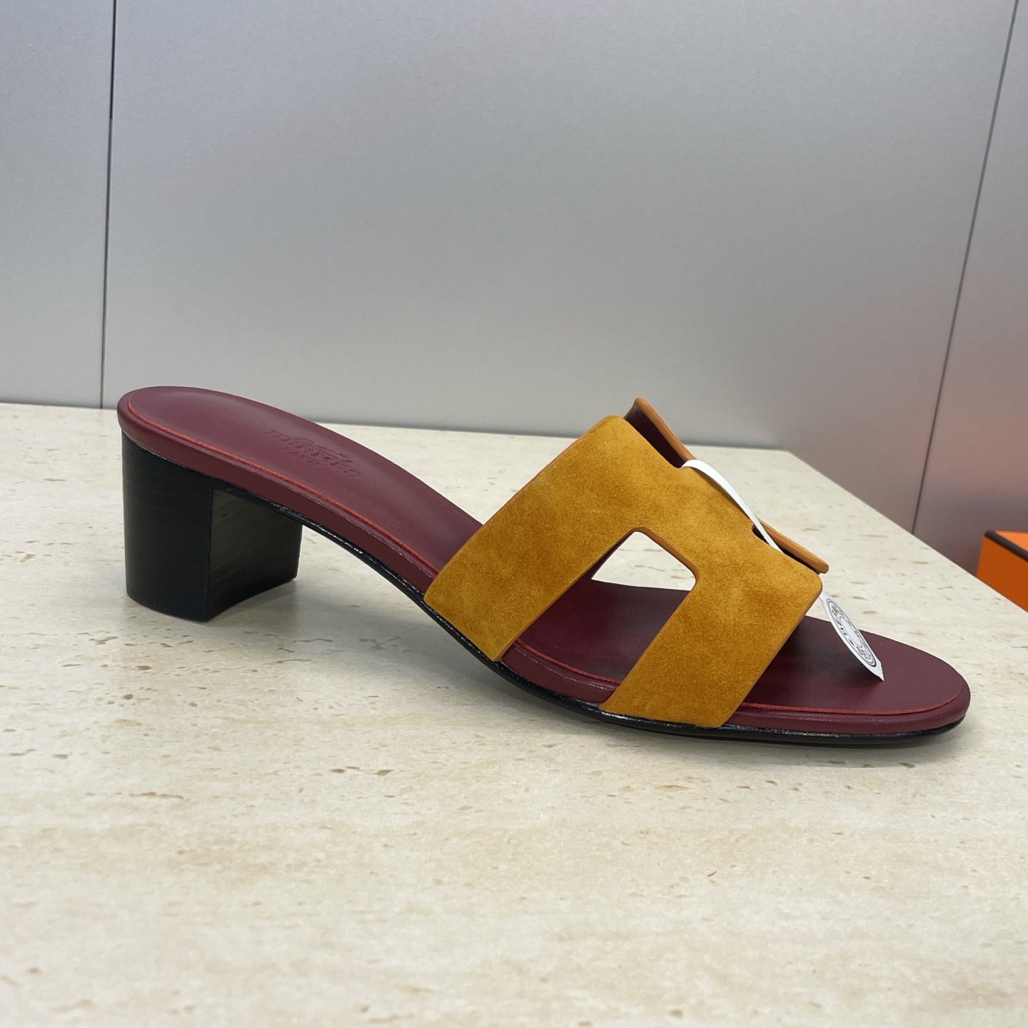 HM 26ss  Oran Sandals 45 Burgundy Yellow Suede Cowhide 607215