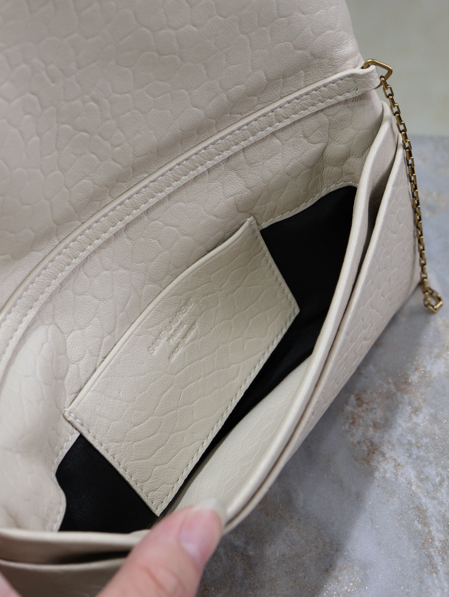 CALYPSO POUCH 24 IN CREAM ELEPHANT TEXTURED LAMBSKIN GOLD LOGO