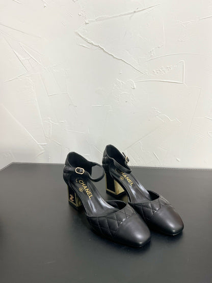 CC Mary Janes 55mm In Black Quilted Lambskin  949762