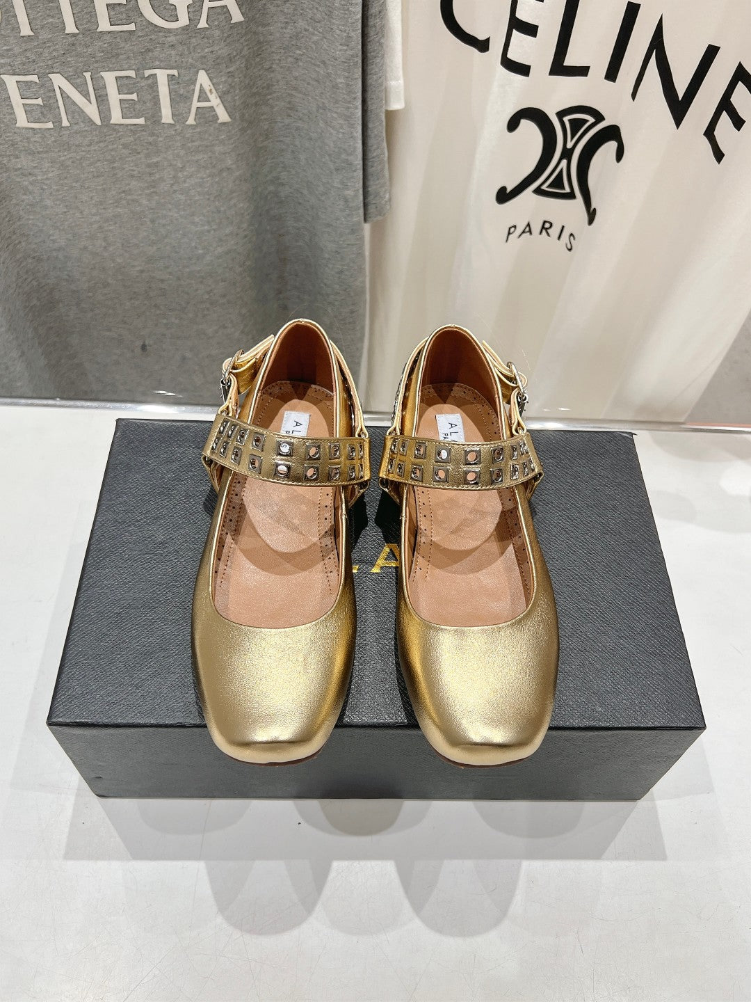 Alaila Biker Ballet Flats In Gold Cowhide  911444