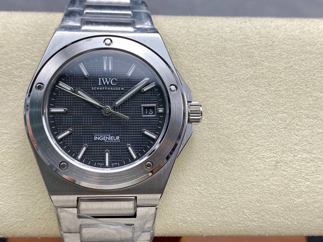 IWC Ingenieur 40mm Black Dial Steel Case