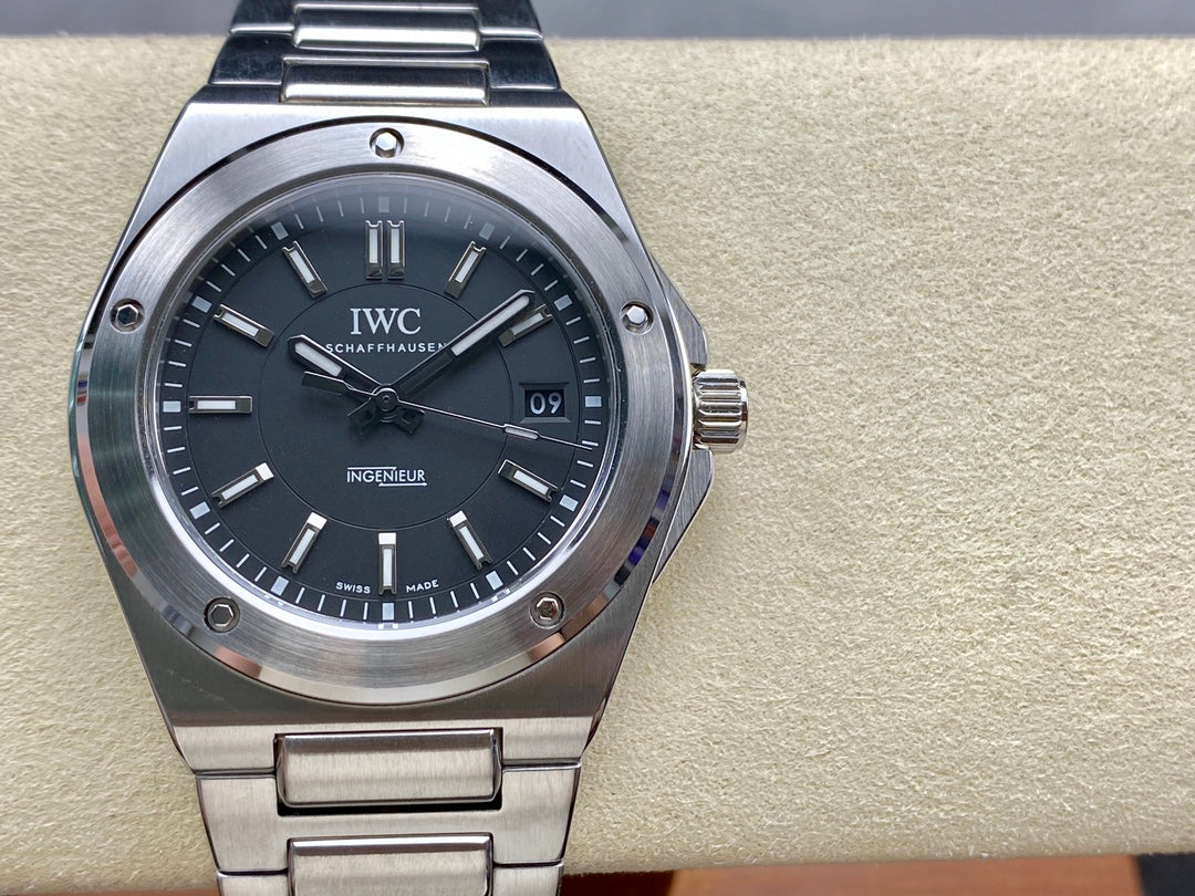 IWC Ingenieur 40mm Dark Gray Dial Steel Case
