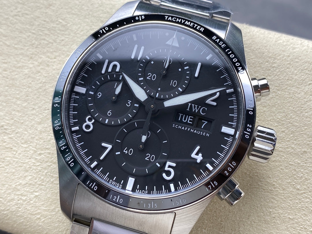 IWC Pilot 41mm Black Dial Steel Case