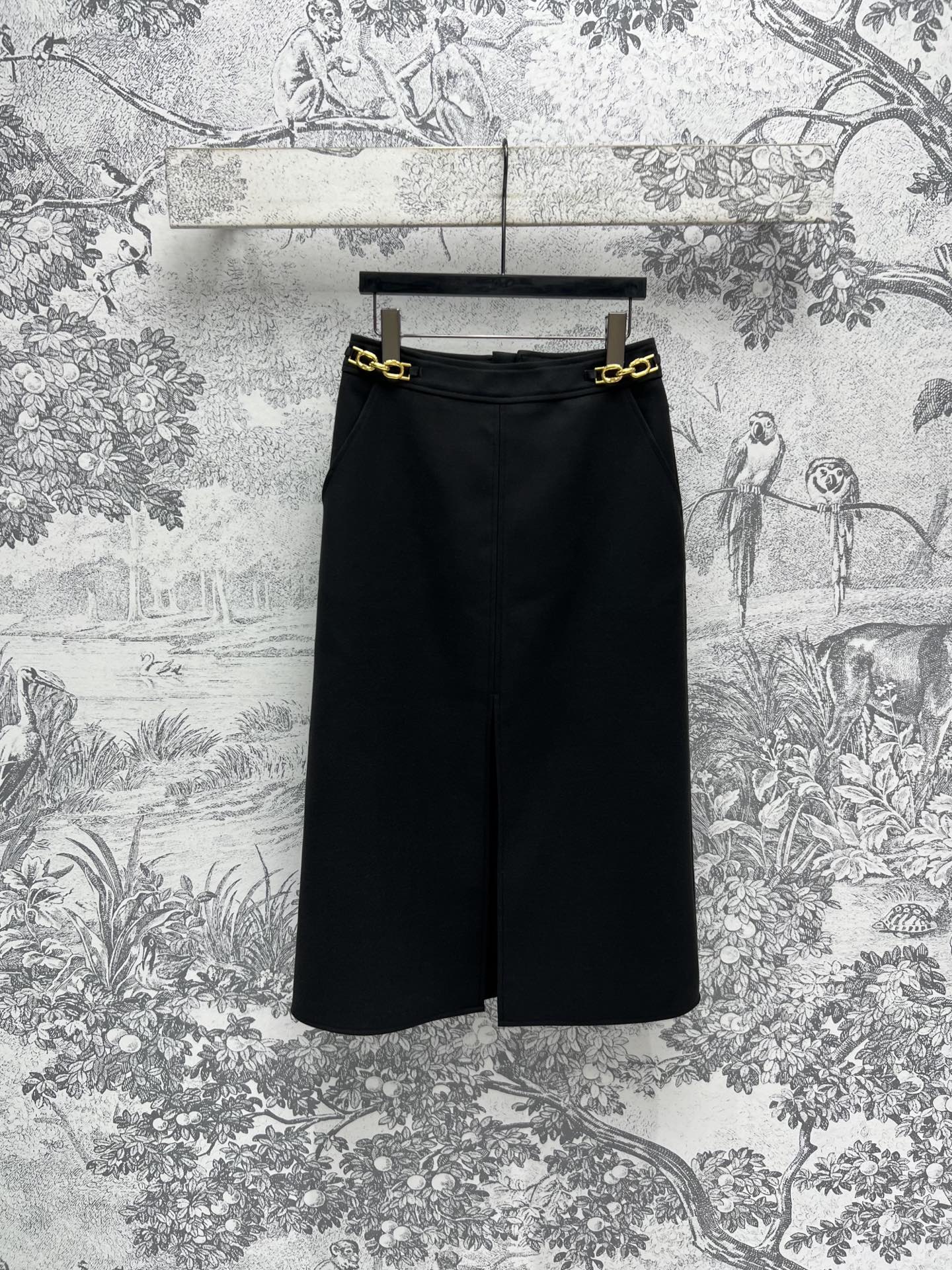 LV 25  Long Skirt Logo Black Polyamide Wool