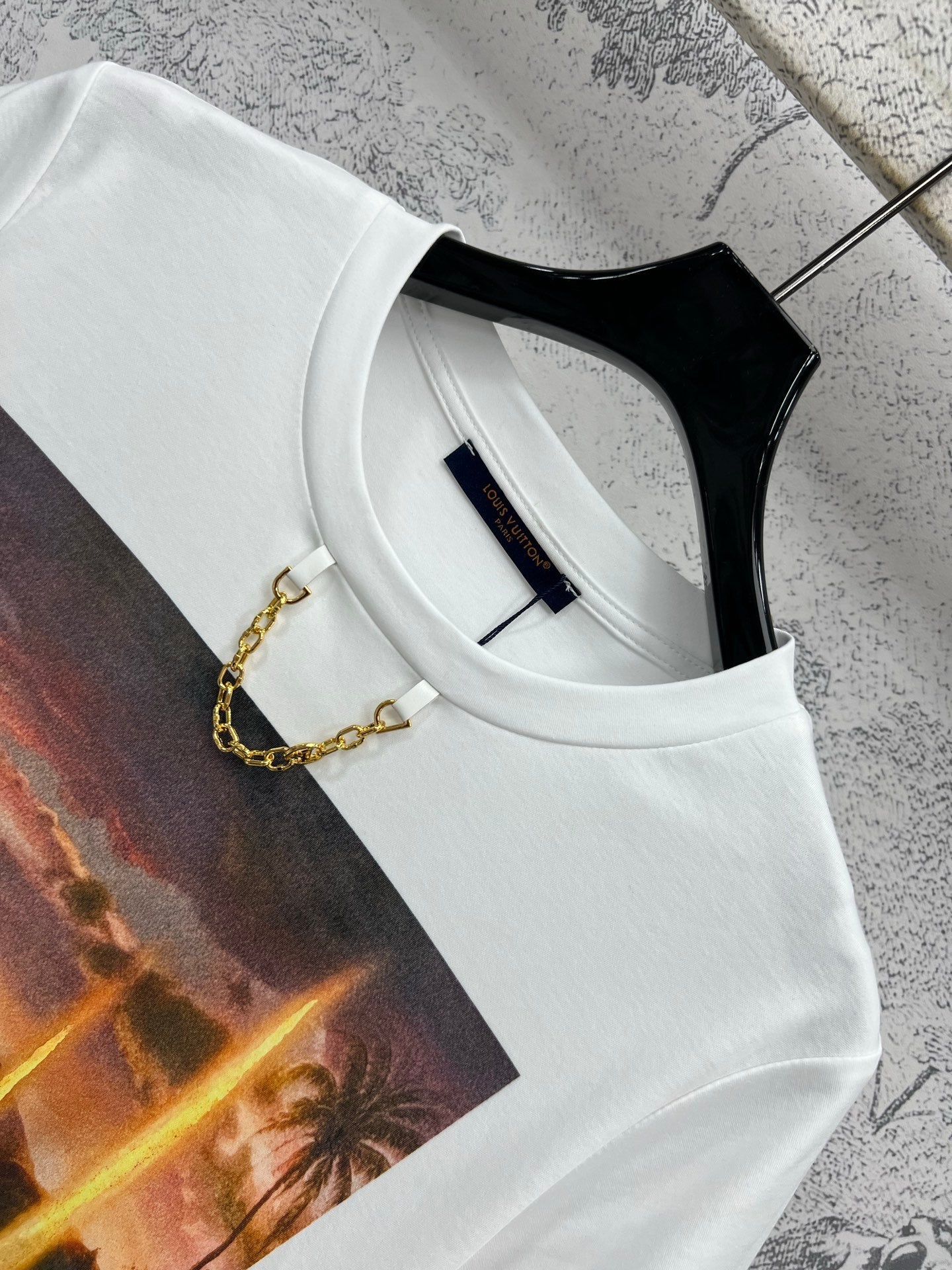LV 25 Dusk Printed Patch Short-sleeved T-shirt White Cotton