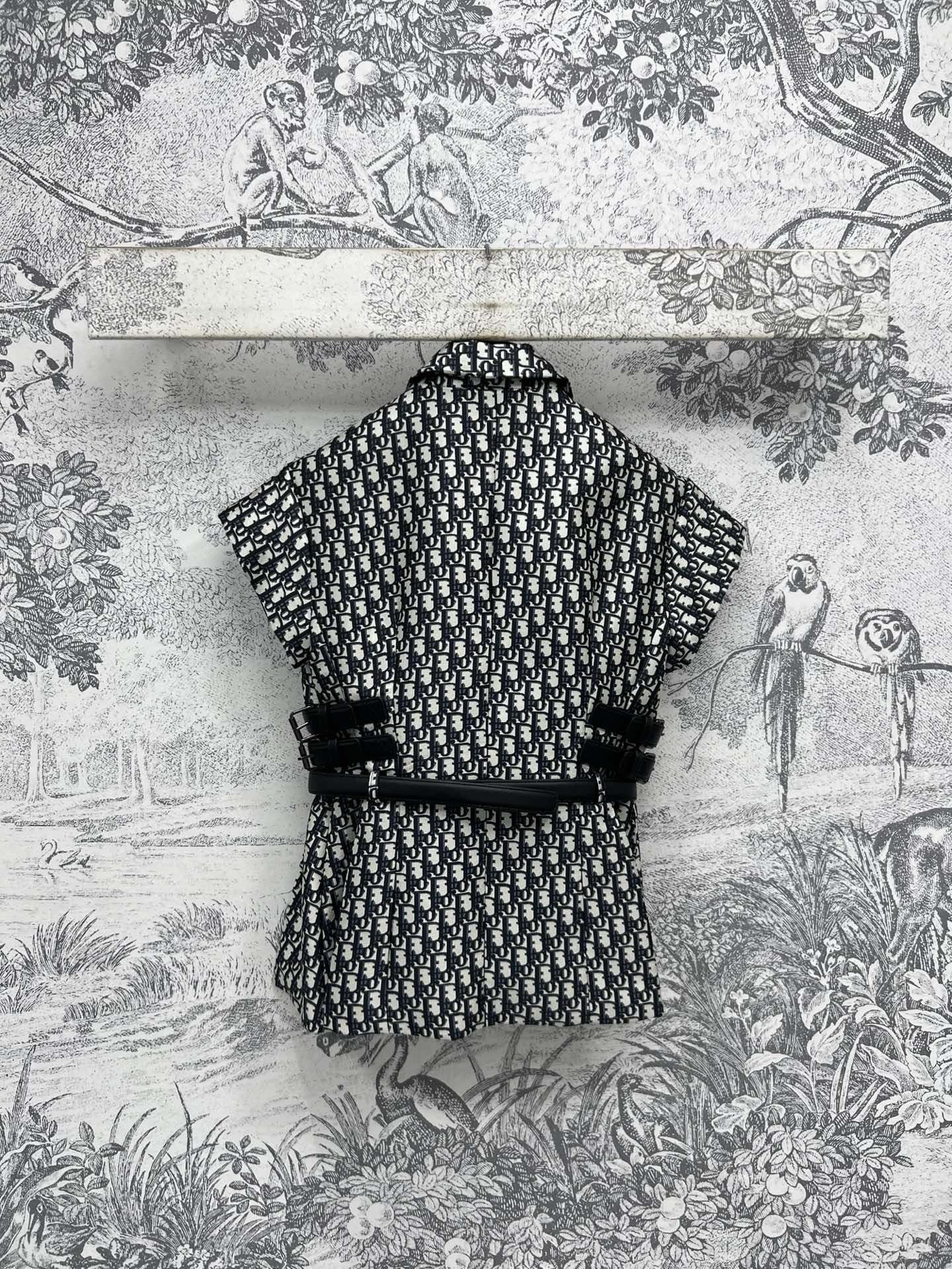 CD 25 Short-sleeved Short Top Black Polyester
