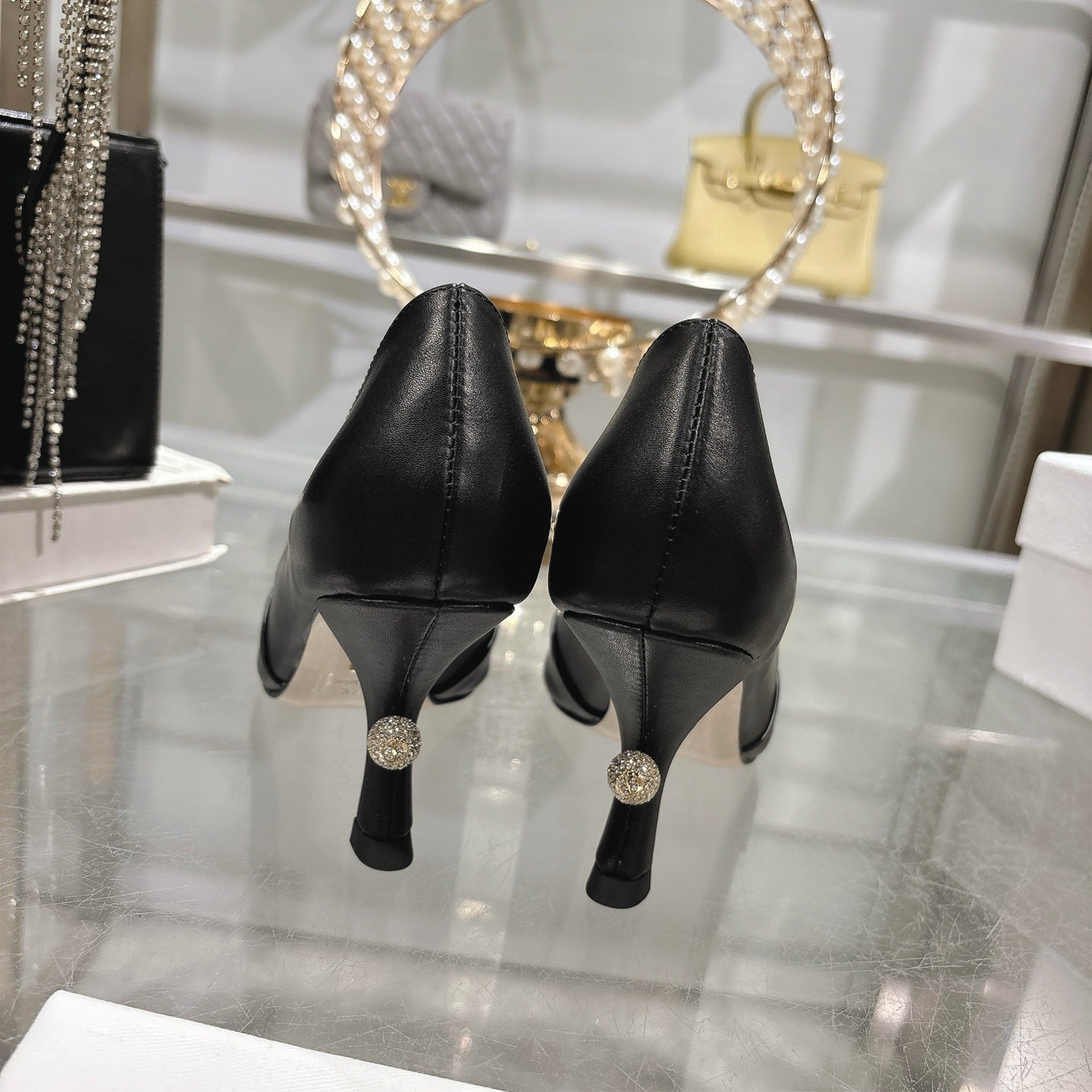 CD 25 Pump High Heels Black Leather 306925