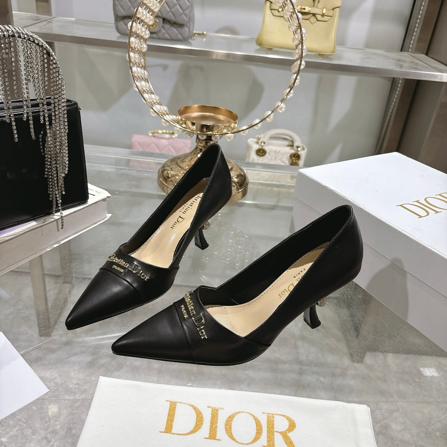 CD 25 Pump High Heels Black Leather 306925