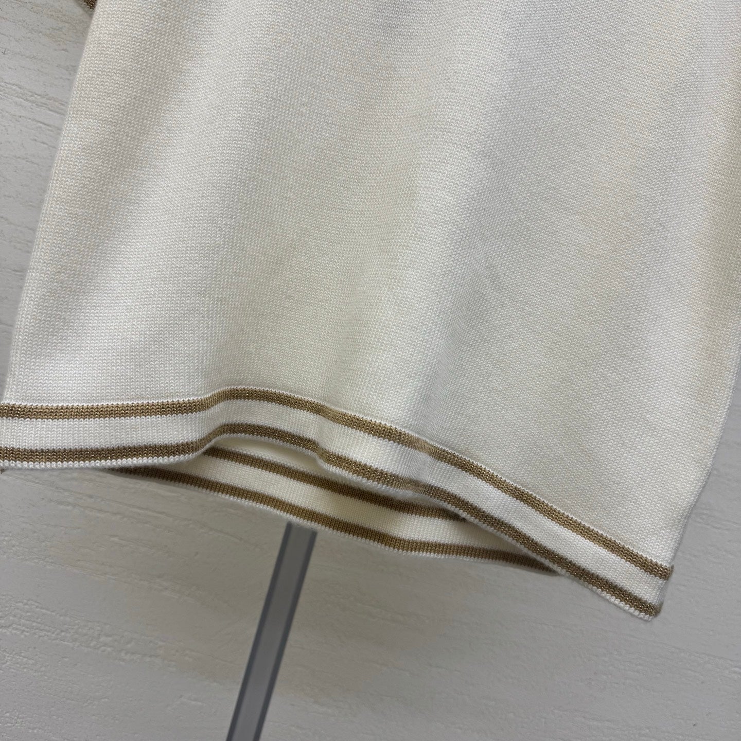 Chanel 2026 Crew Neck Short-Sleeve T-Shirt Cream Wool Cashmere 356959