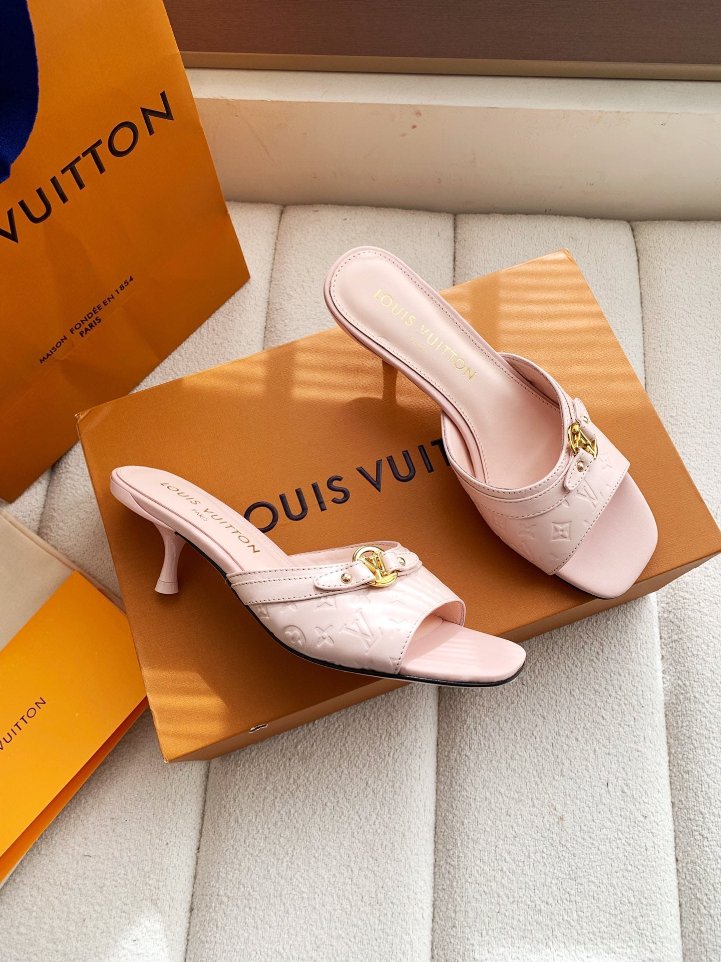 LV 26s High Heels 55 Slippers Light Pink Sheepskin 614982