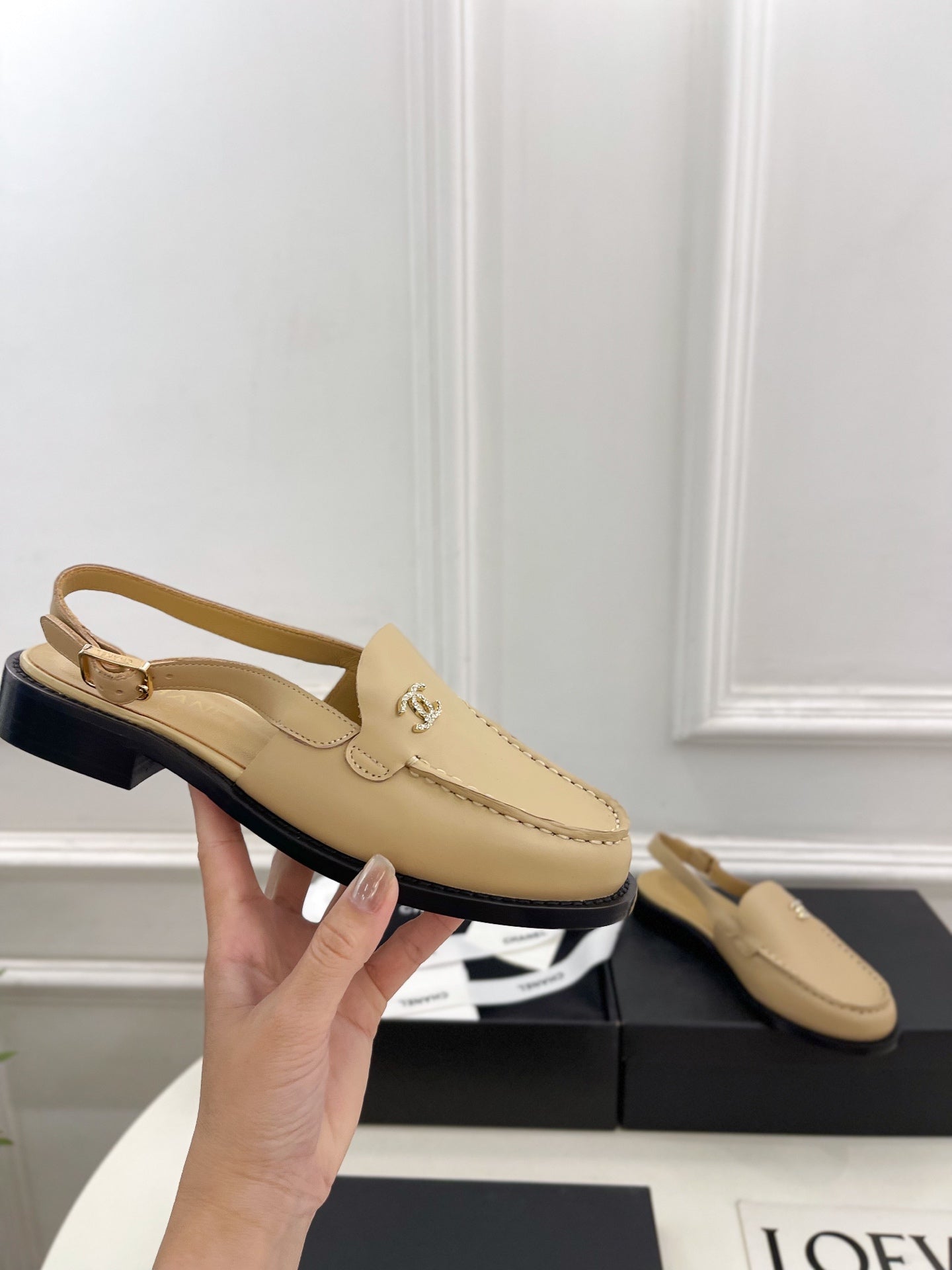 CC 25S Slingback Loafer Beiege Calfskin