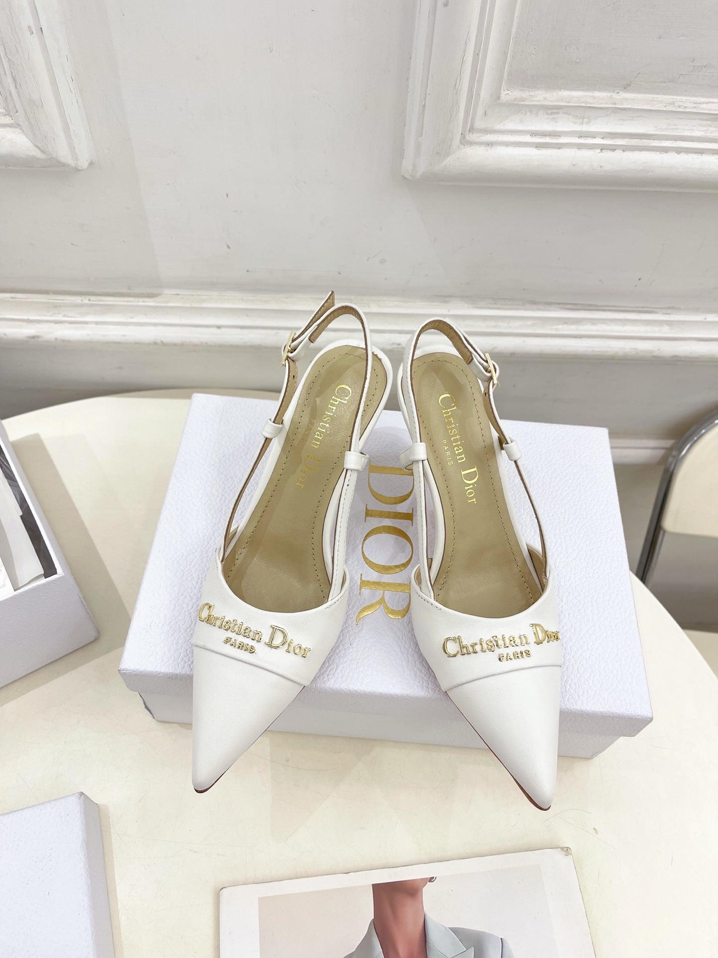 CD 25 Slingback Heel White Leather 307437