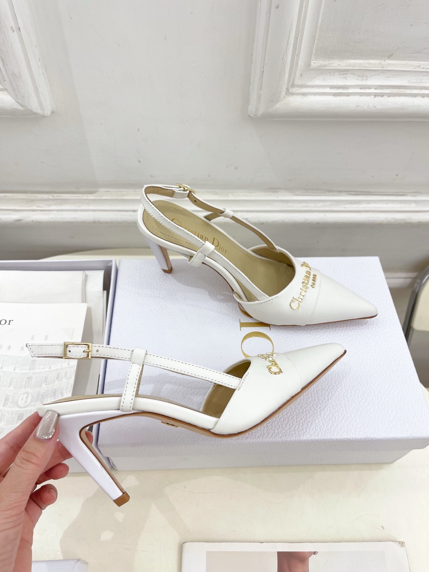 CD 25 Slingback Heel White Leather 307437