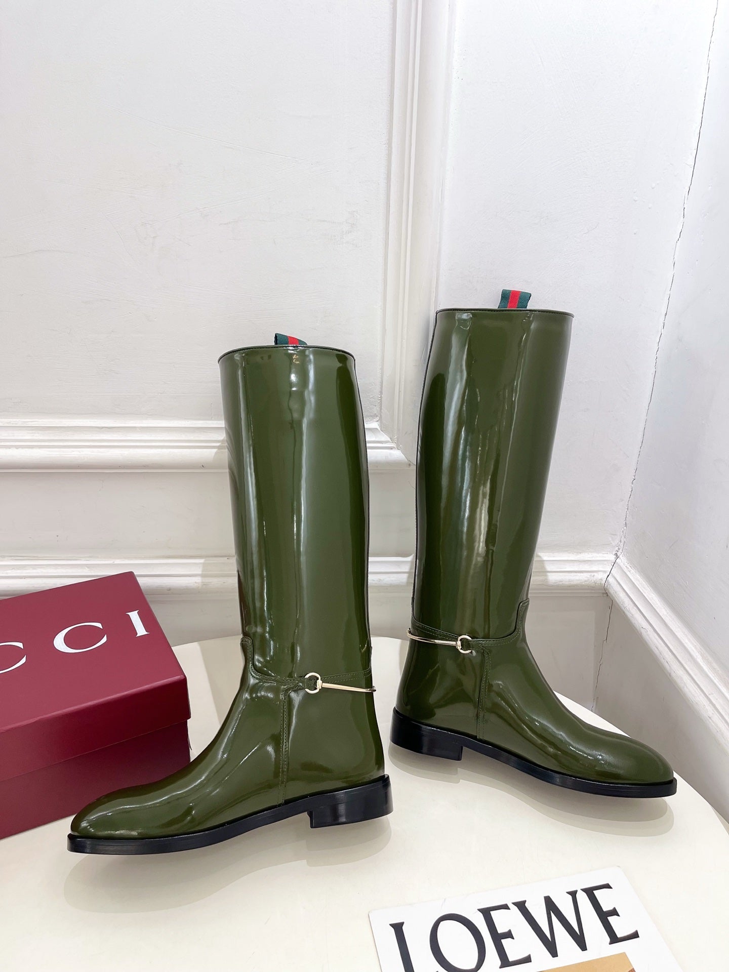 Gucci 25𝐬𝐬 horsebit long boots dark olive green patent calfskin 435383