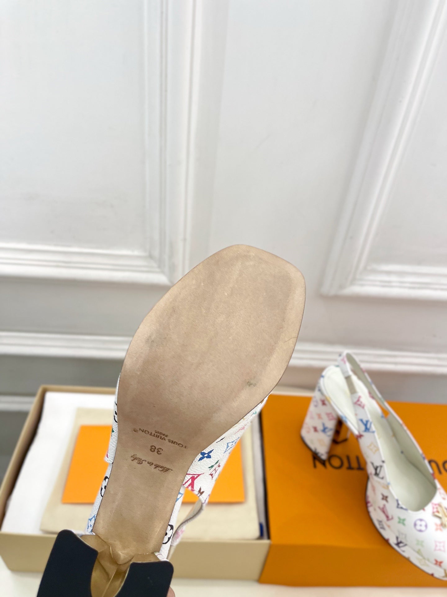 LV 26ss Platform Sandals 110 White Monogram Leather 631925