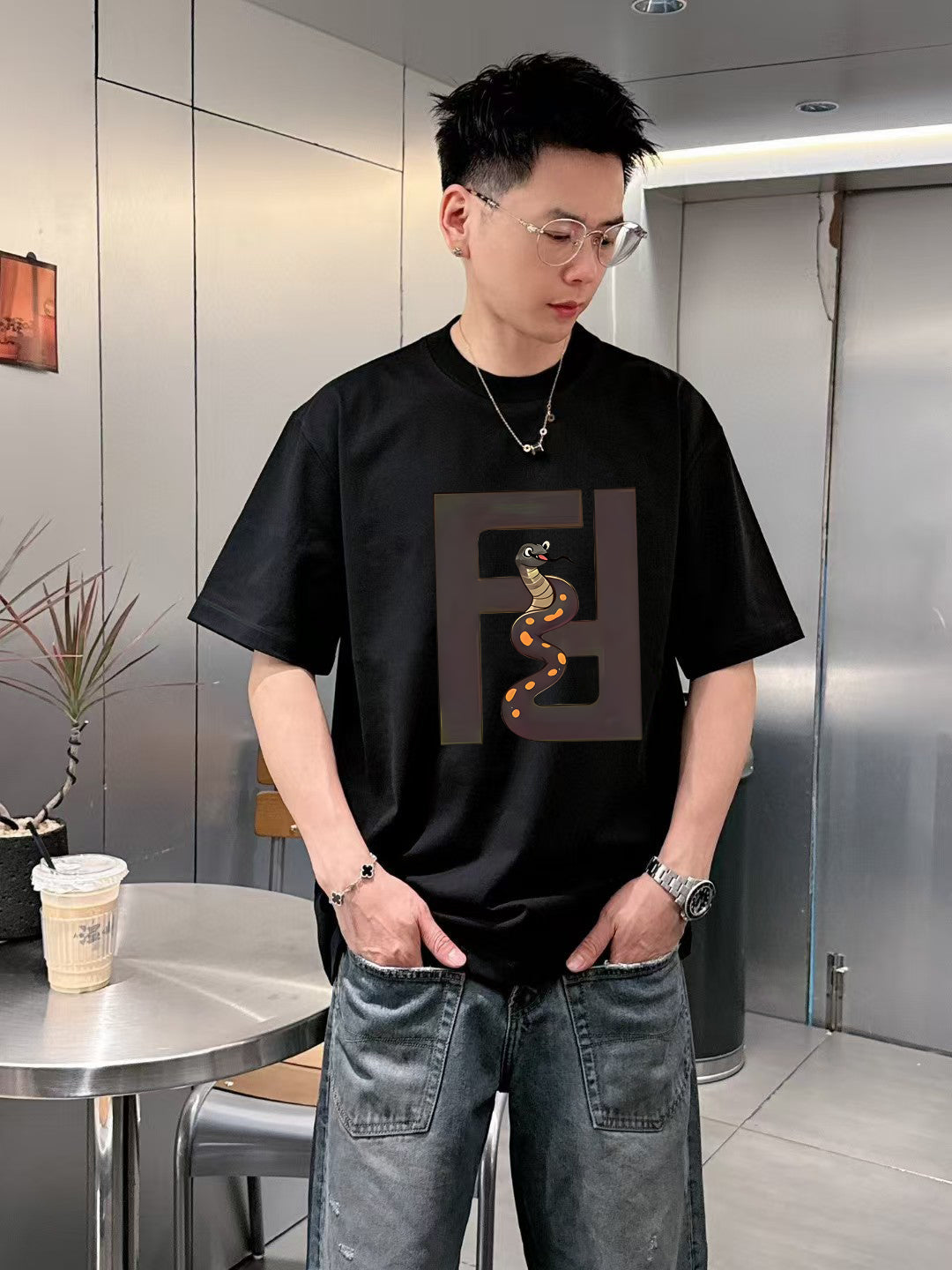 Fendi 2026 Men's Short-Sleeve T-Shirt Cotton 806084