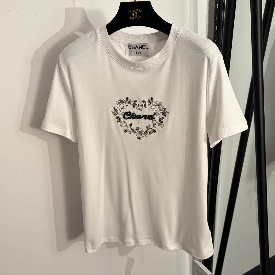 Chanel 2026 Rose Heart Embroidered T-shirt White Black Cotton 150138