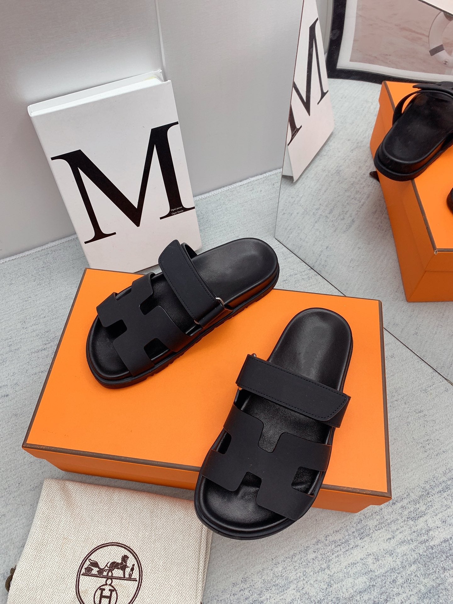 Chypre Sandal Calfskin